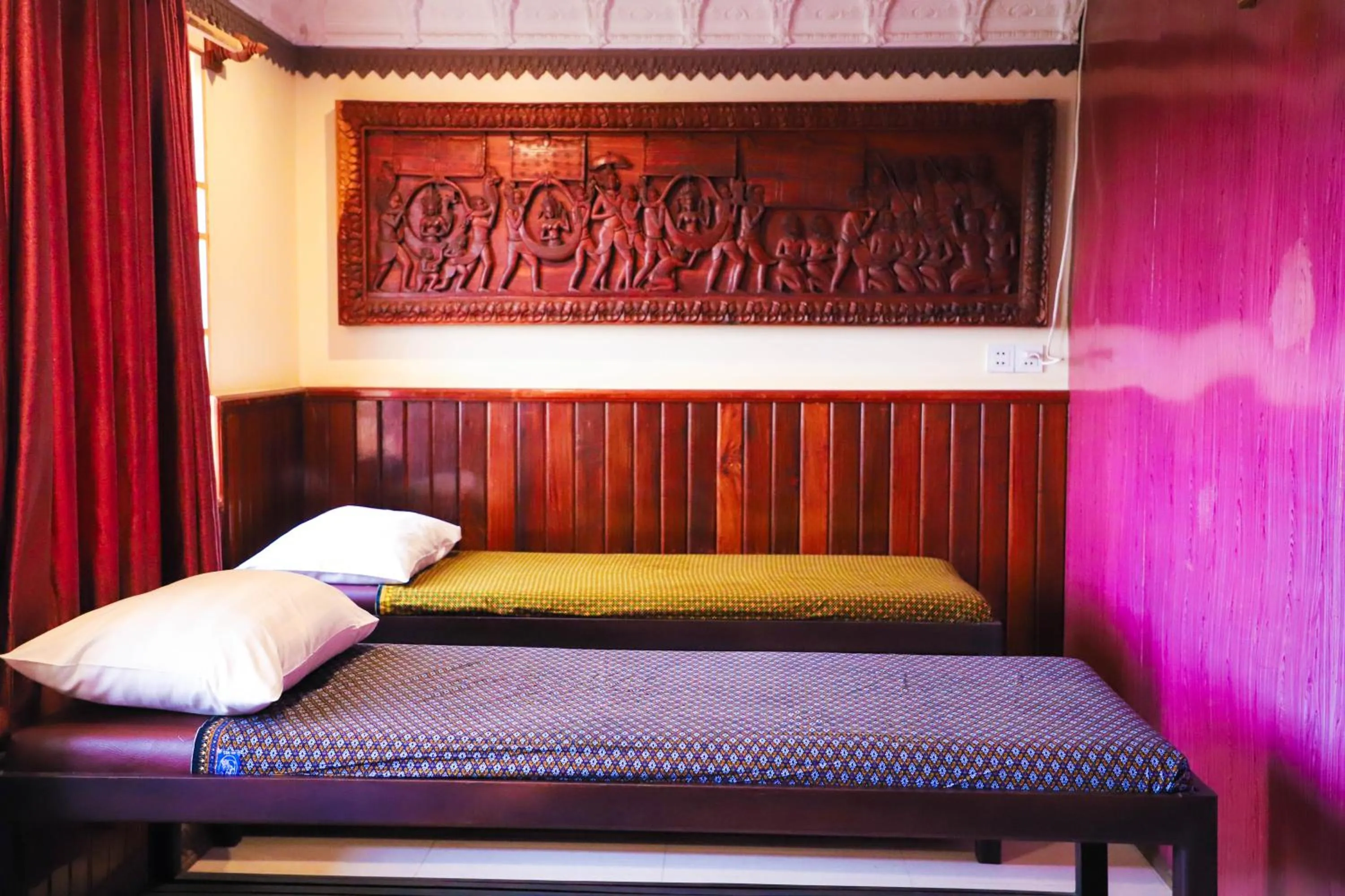 Massage, Bed in Okay 1 Villa