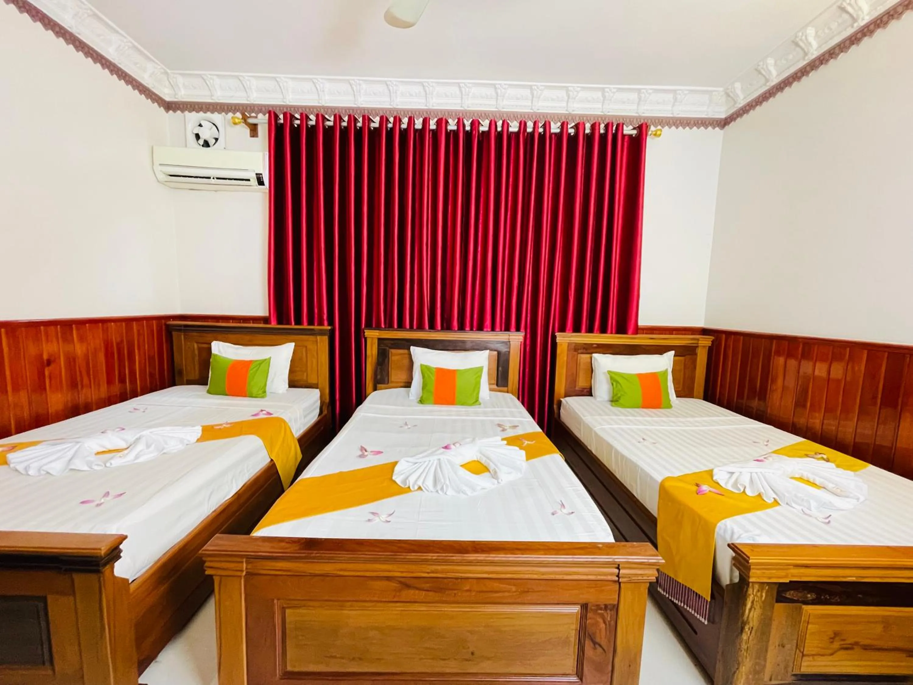 Bedroom, Bed in Okay 1 Villa