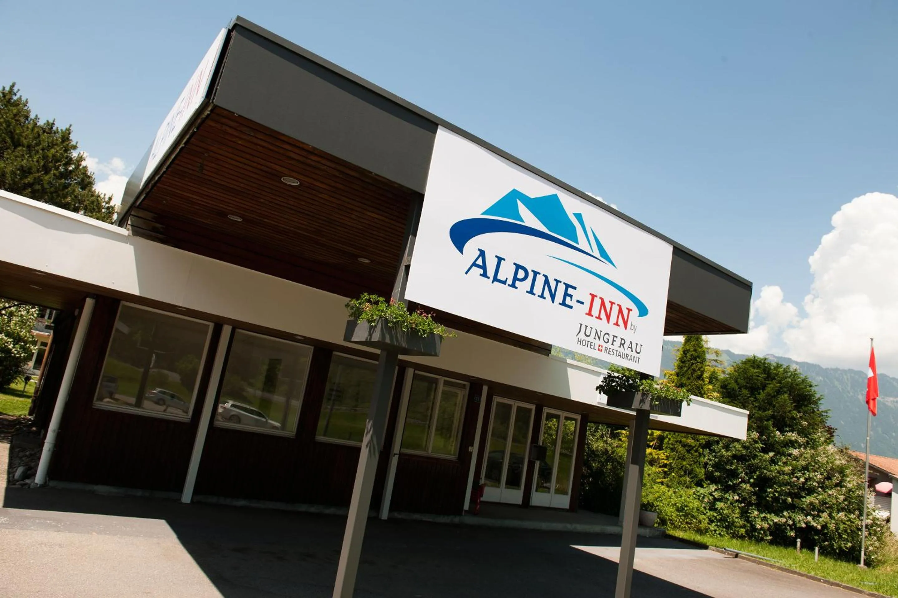Property building in Jungfrau Hotel Annex Alpine-Inn