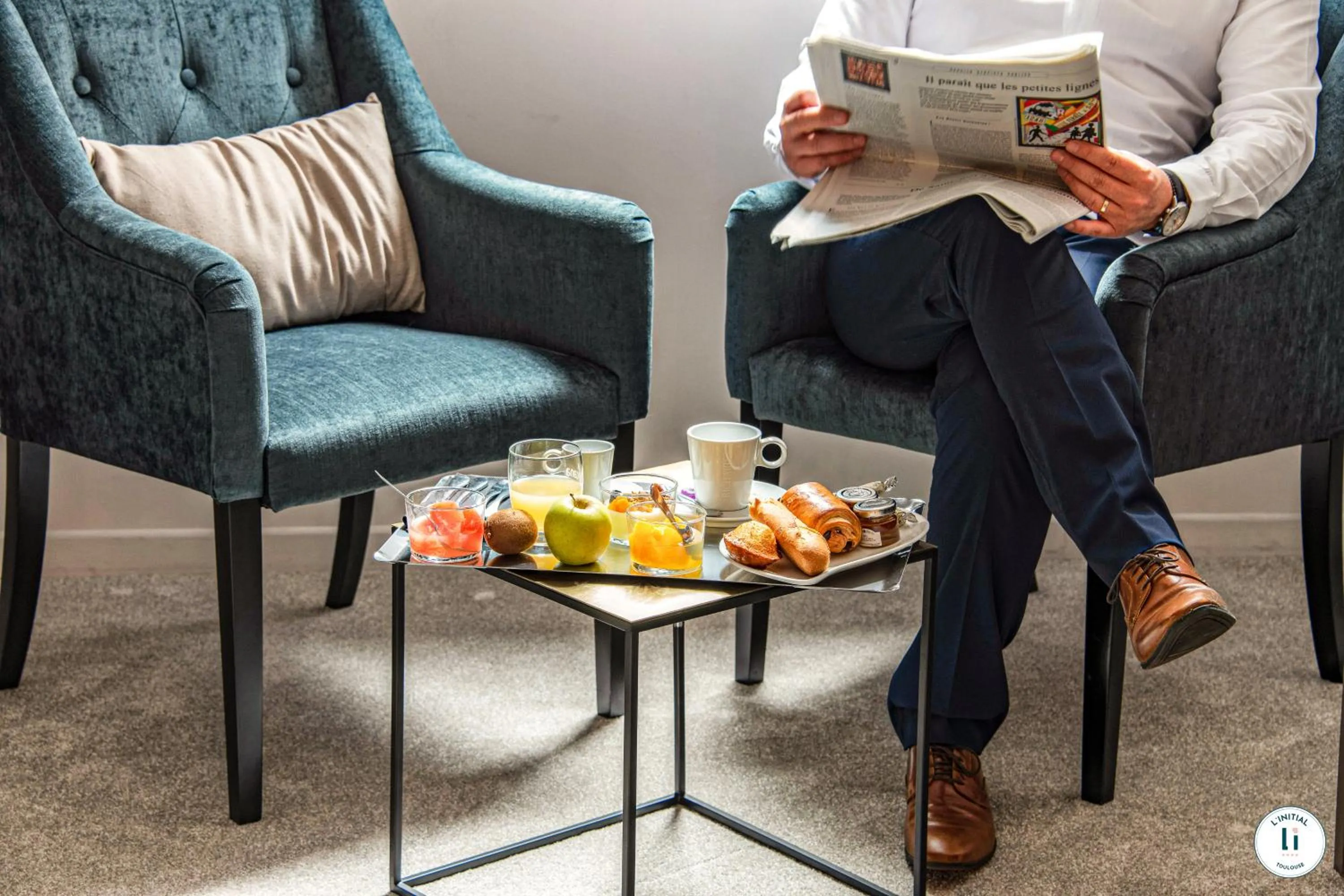 Seating area in L'Initial