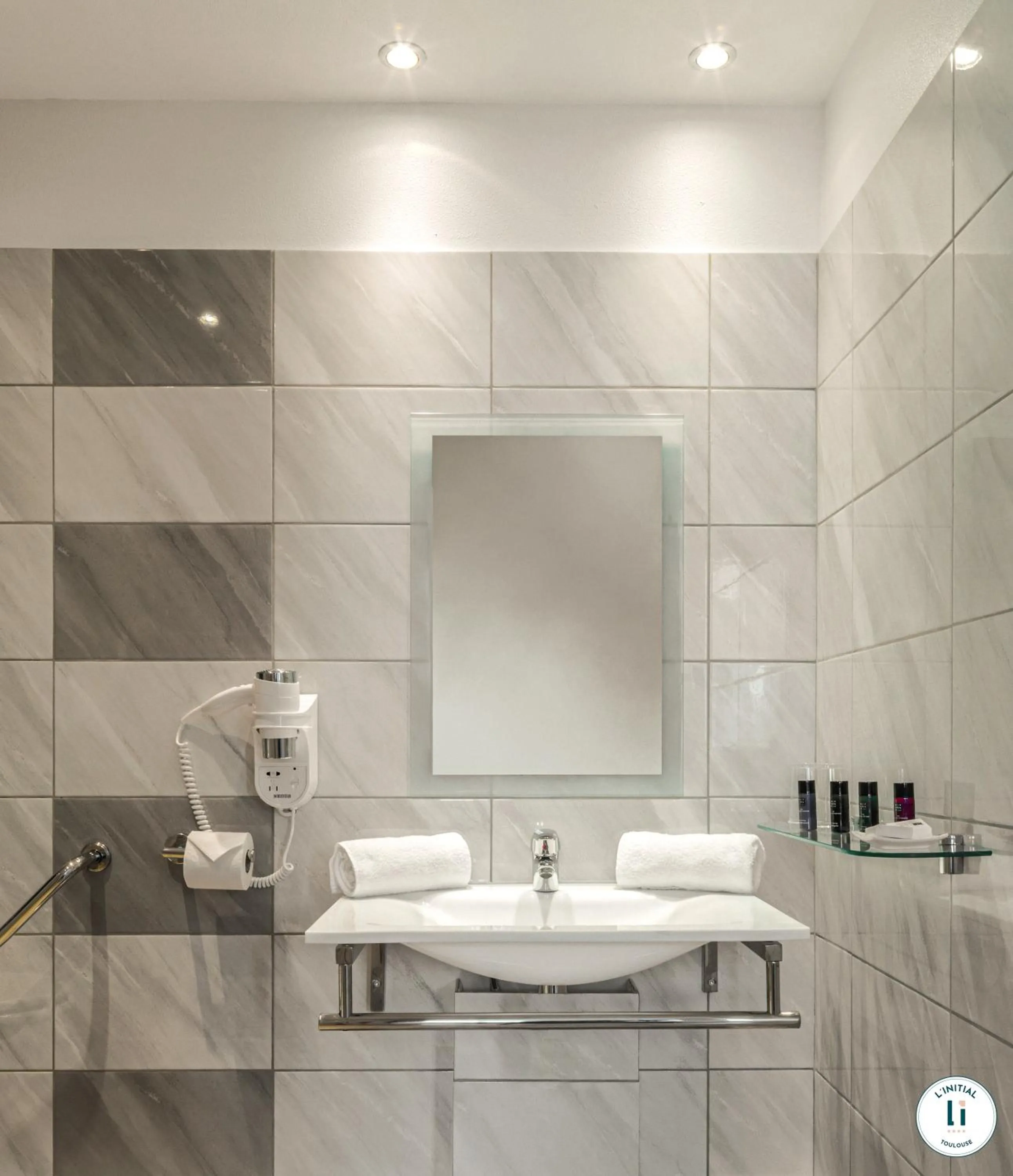 Bathroom in L'Initial