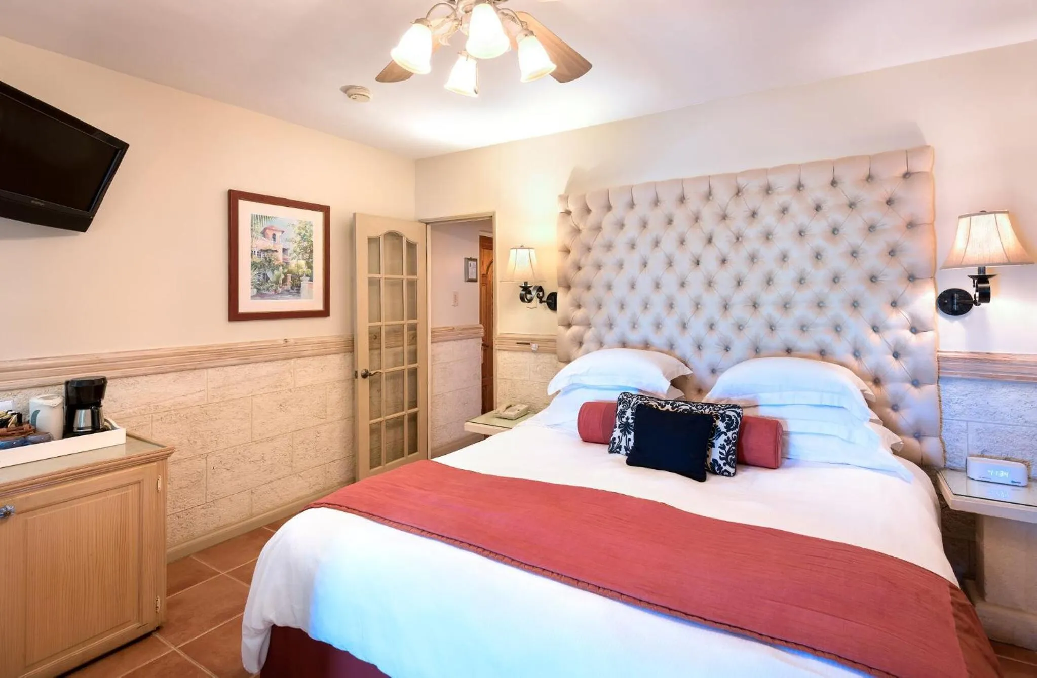 Bed in Little Arches Boutique Hotel - Adults Only
