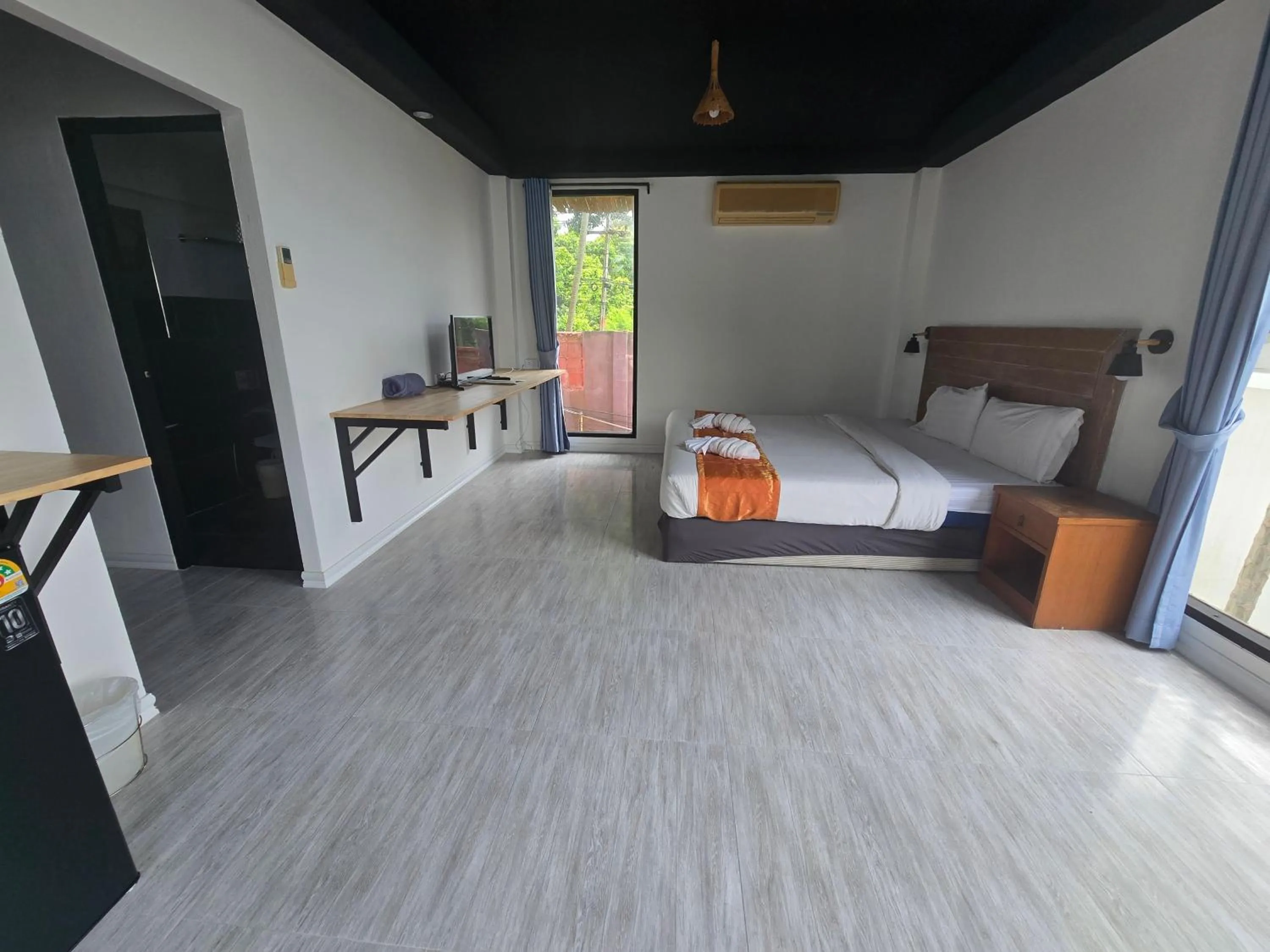 Bed in Sasitara Residence