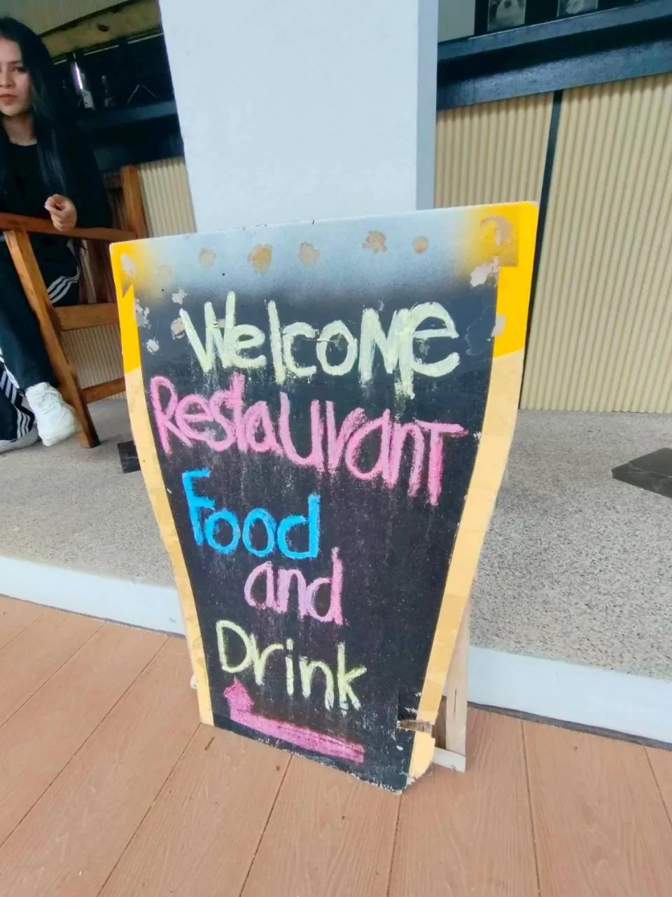 Restaurant/places to eat in Sasitara Residence