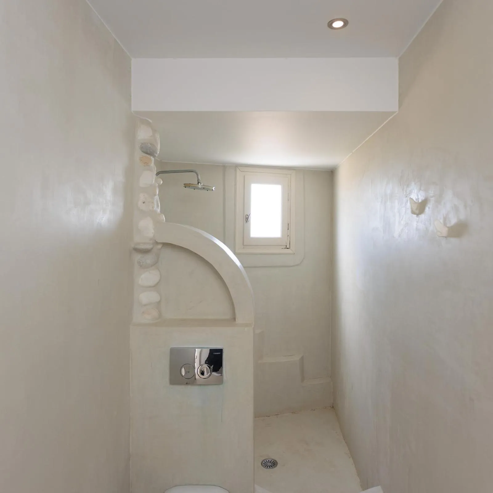 Bathroom in Anemomilos Beach hotel