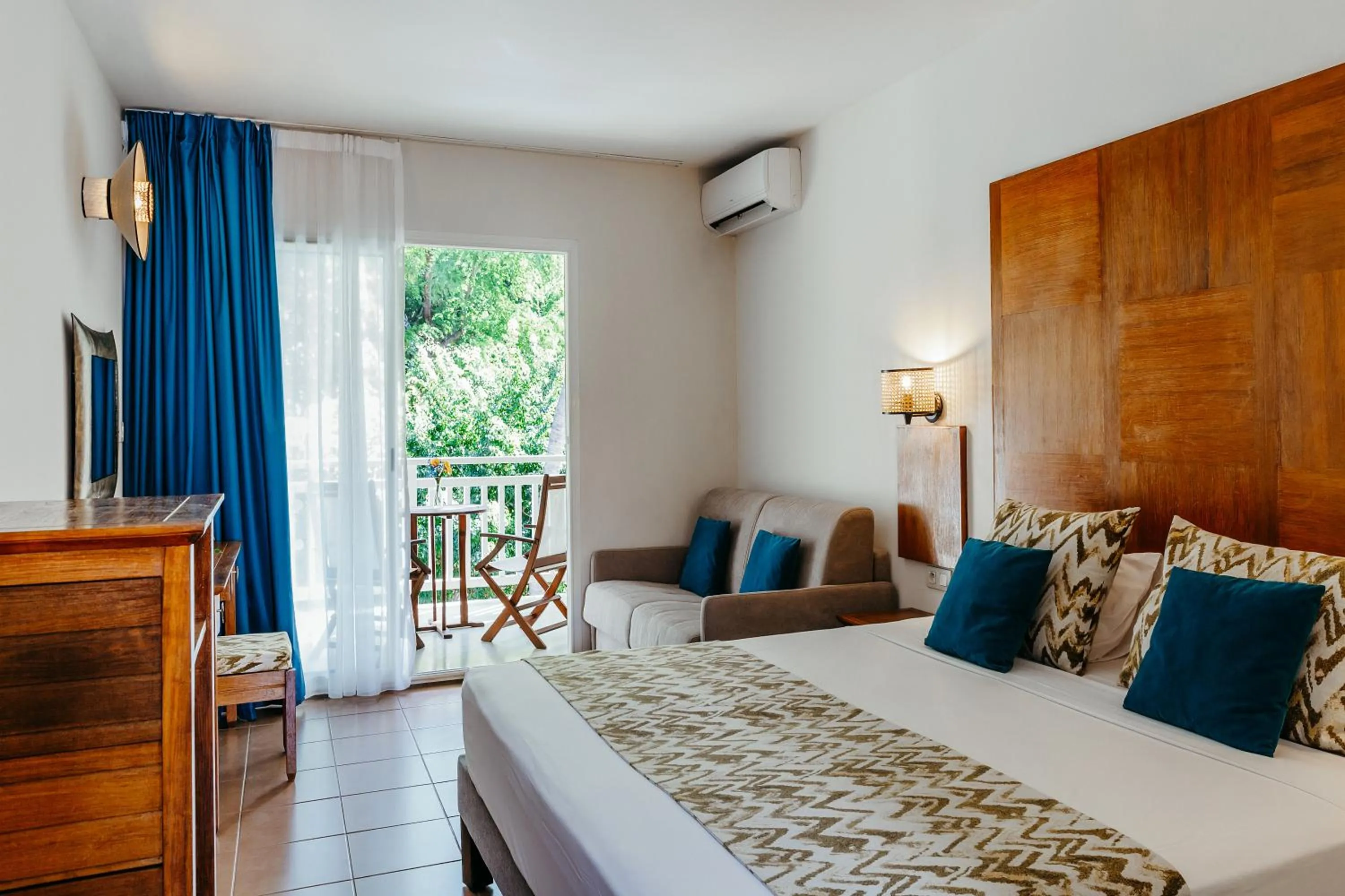 Bed in Hotel Le Recif, Ile de la Reunion