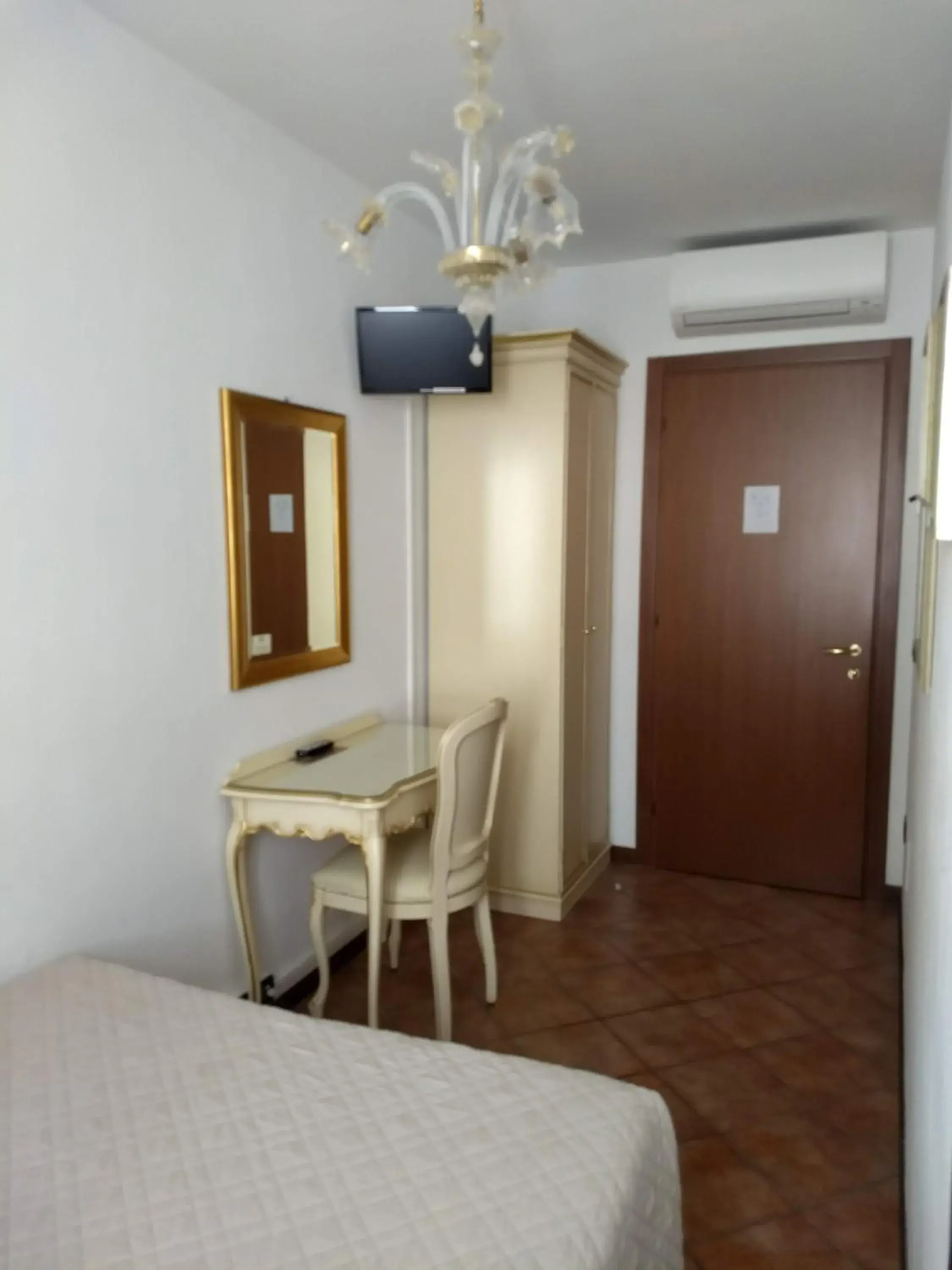 Bedroom in Alloggi SS Giovanni e Paolo Bedroom in Alloggi SS Giovanni e Paolo