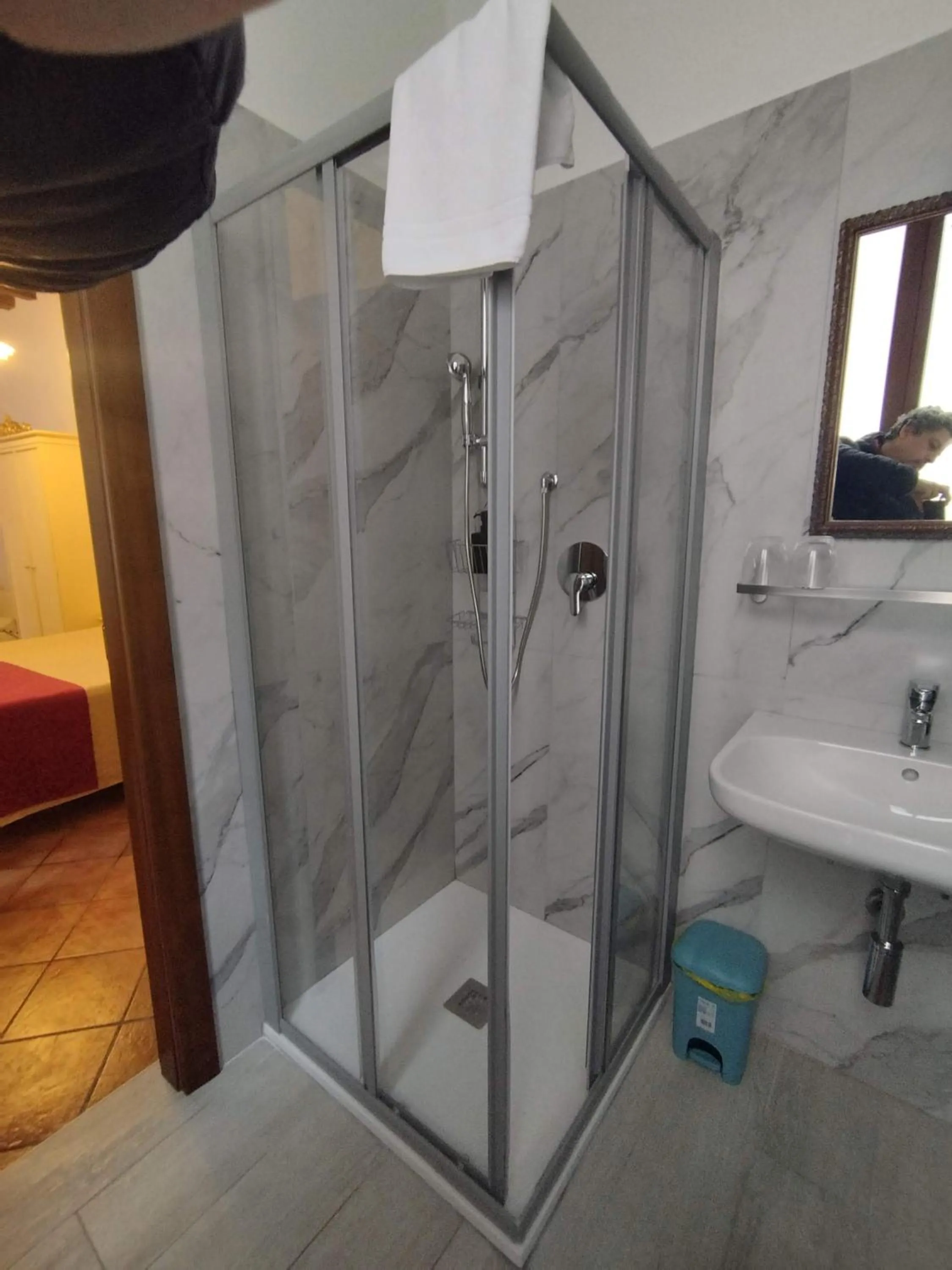 Bathroom in Alloggi SS Giovanni e Paolo