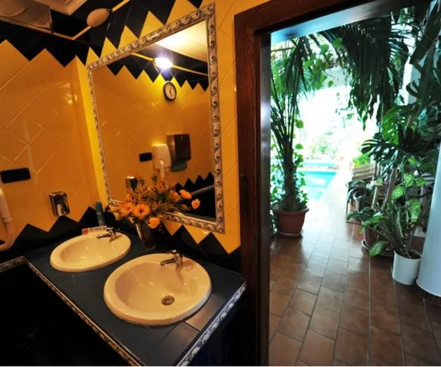 Spa and wellness centre/facilities in White House