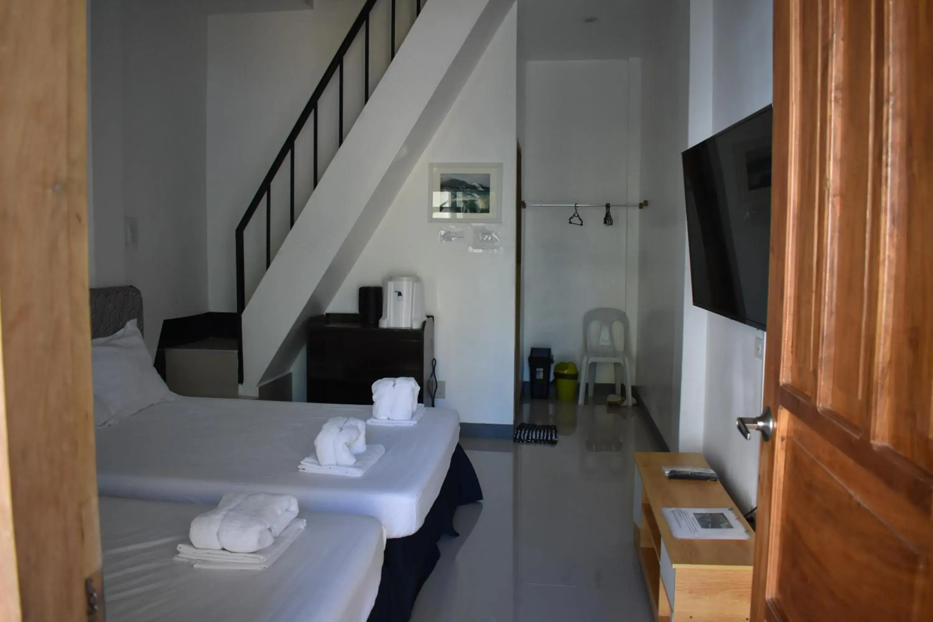 Studio in Seaside traveler's Inn by Camiguin Island Home Studio in Seaside traveler's Inn by Camiguin Island Home