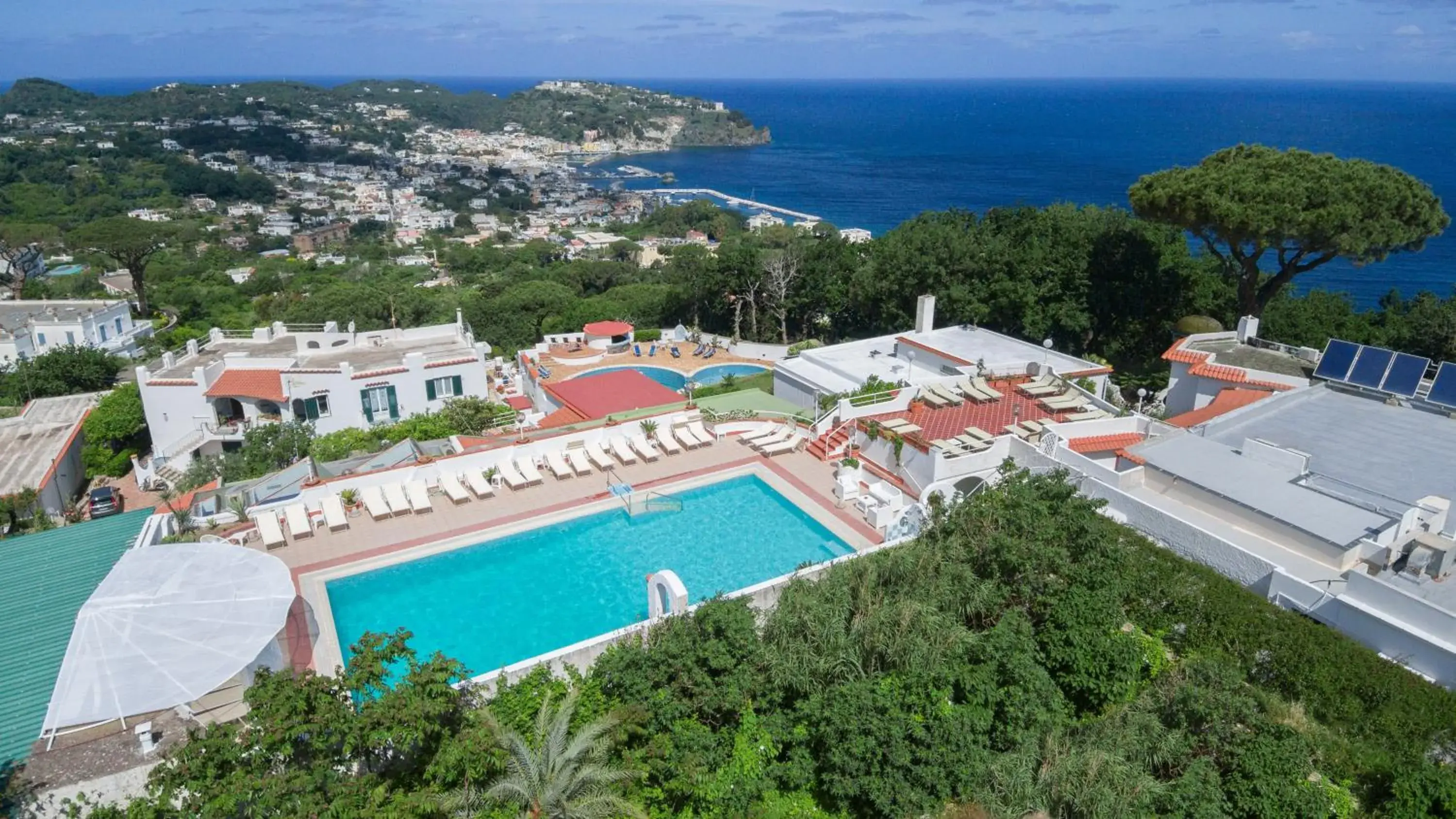 Pool view in Paradise Relais Villa Janto' Pool view in Paradise Relais Villa Janto'