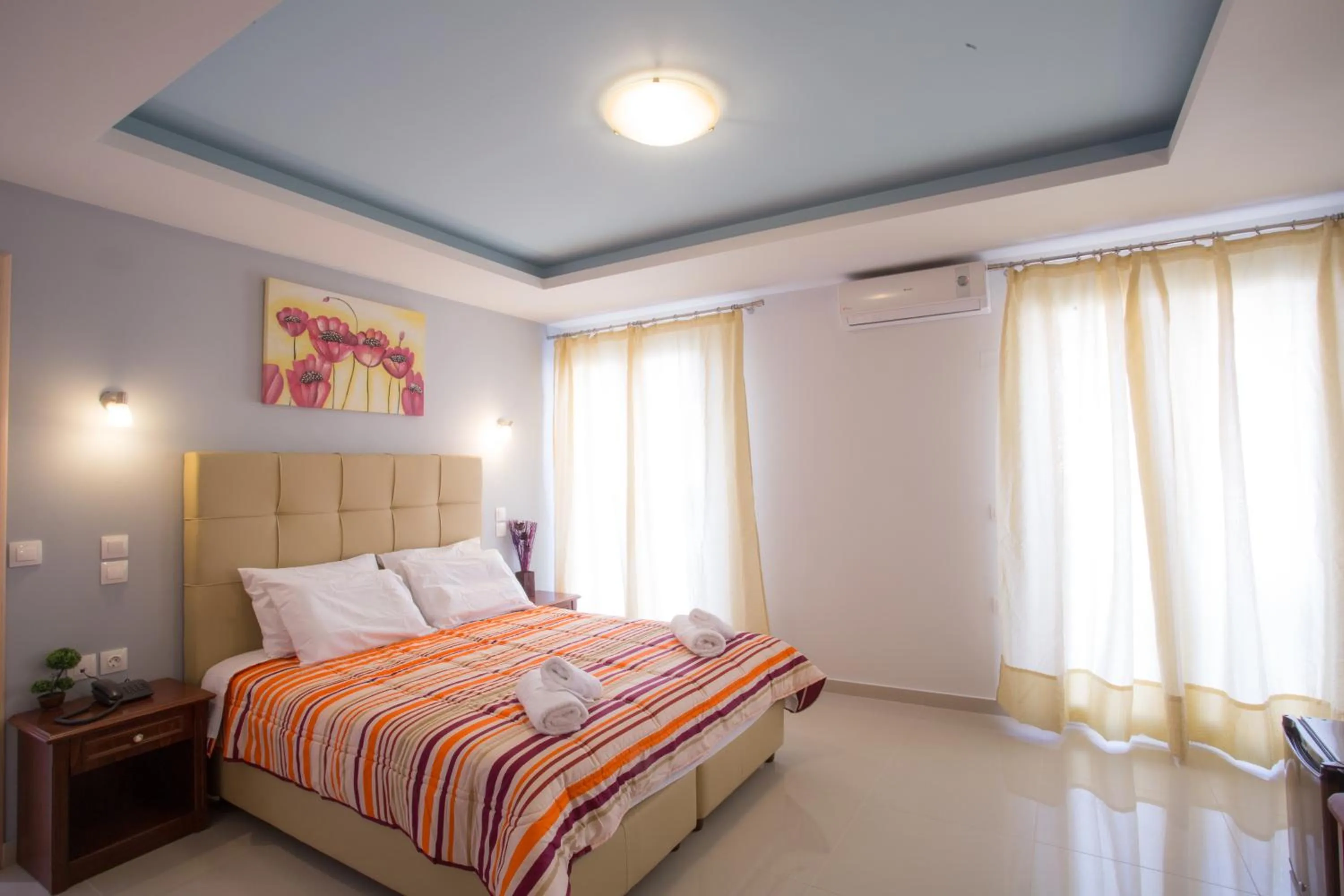 Photo of the whole room in Gouvia Hotel