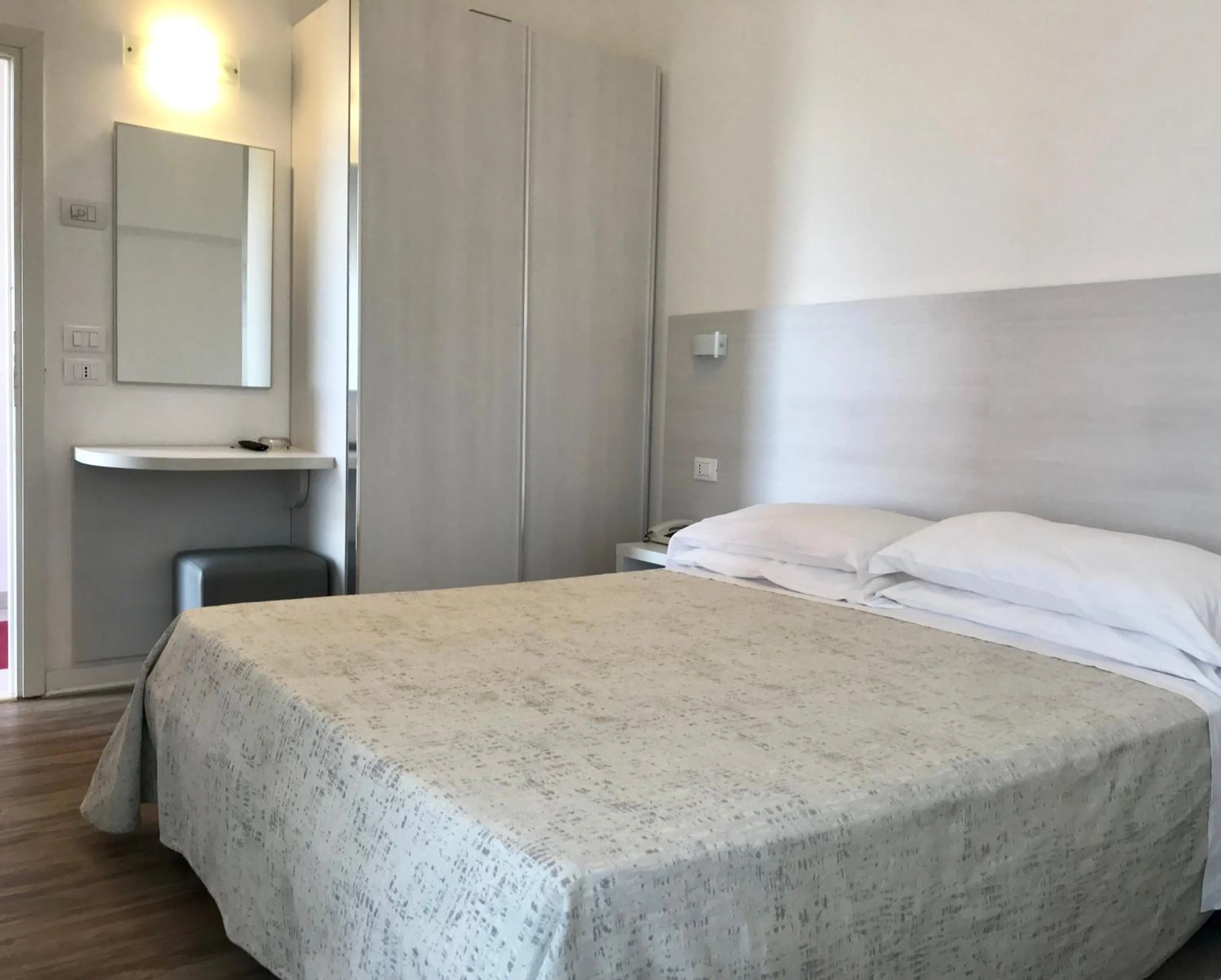 Bed in Hotel Nelson
