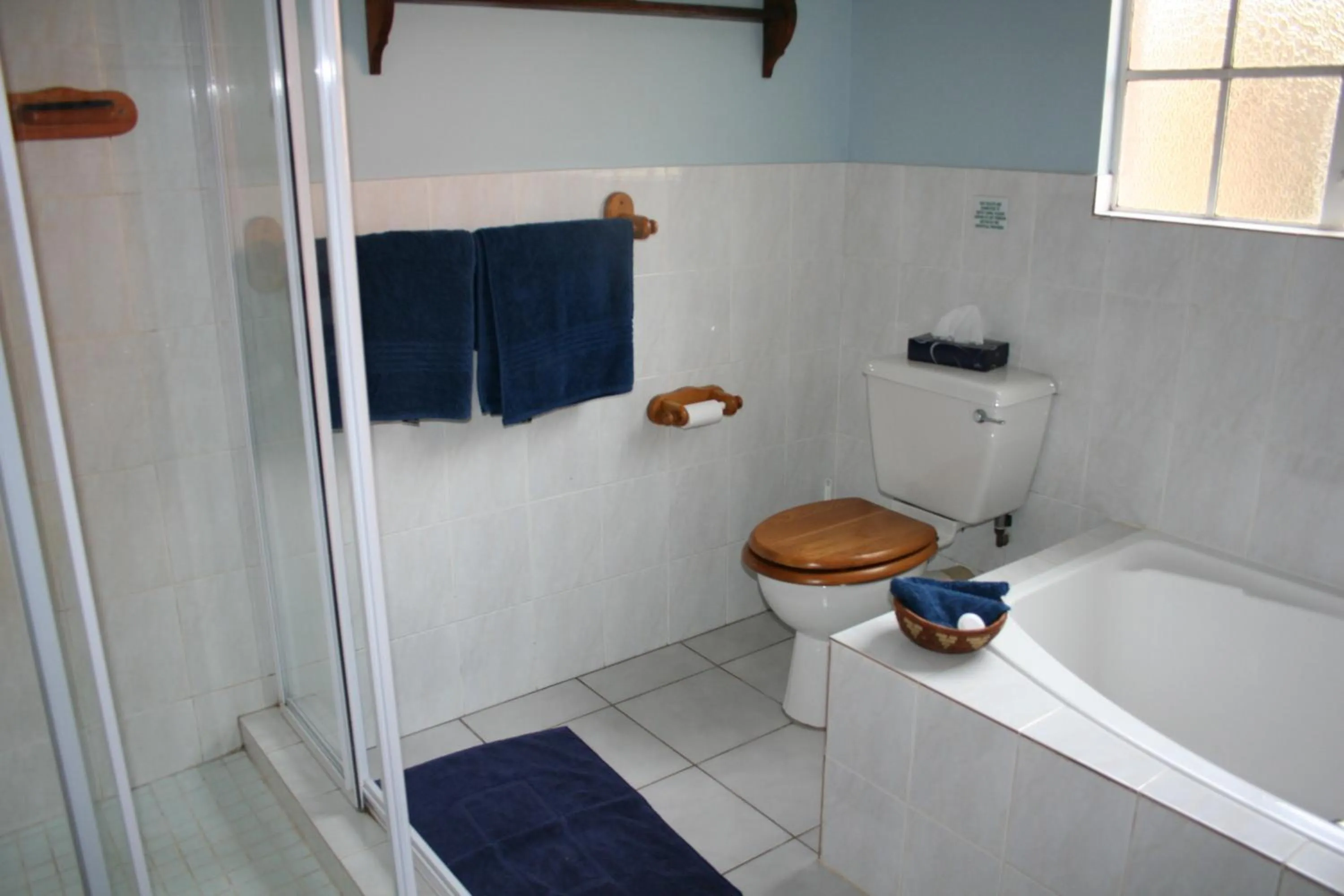 Bathroom in The Manderson Hotel and Conference Centre