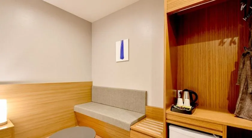 Blanc Business Hotel