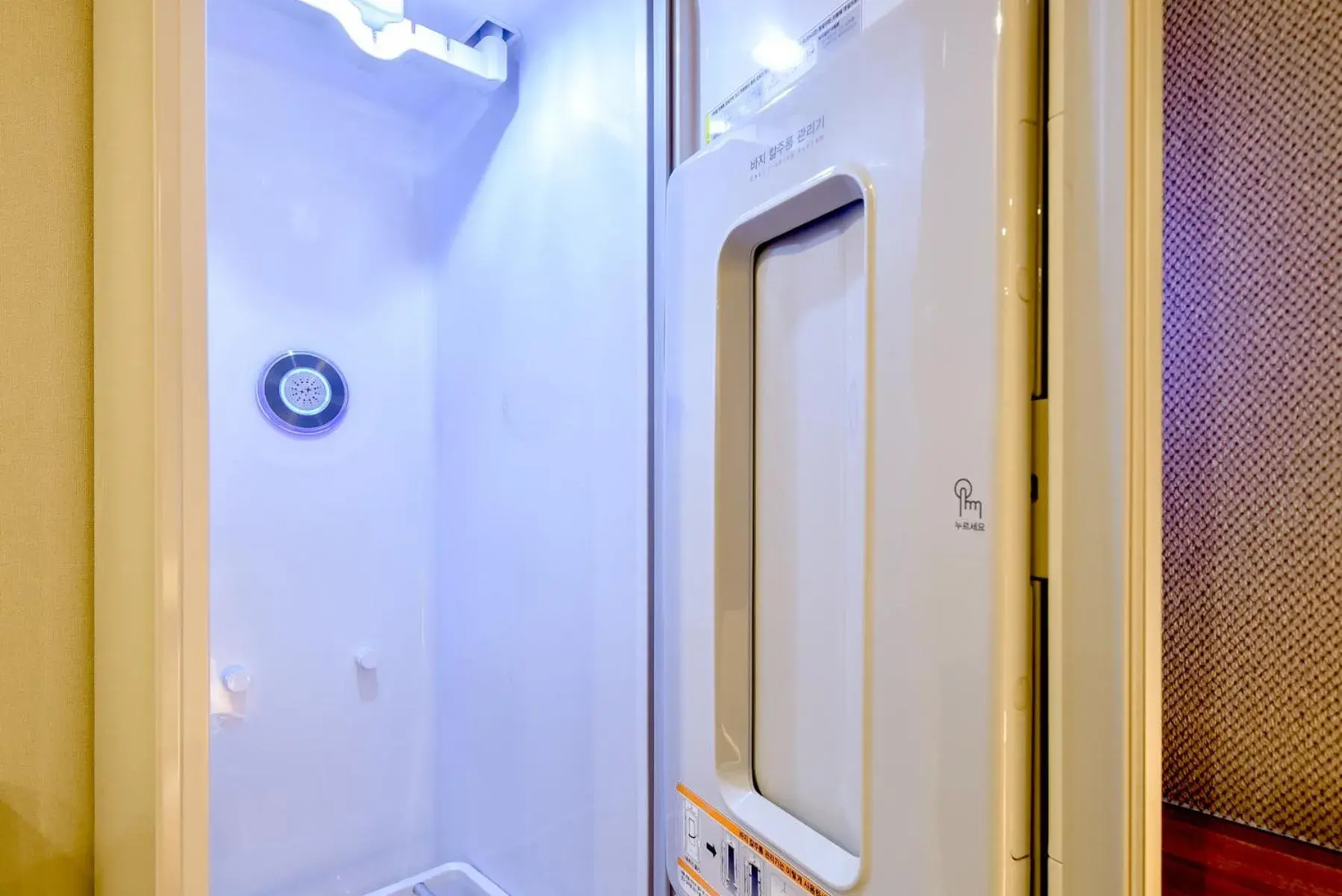 Large Double Room in Blanc Business Hotel Large Double Room in Blanc Business Hotel