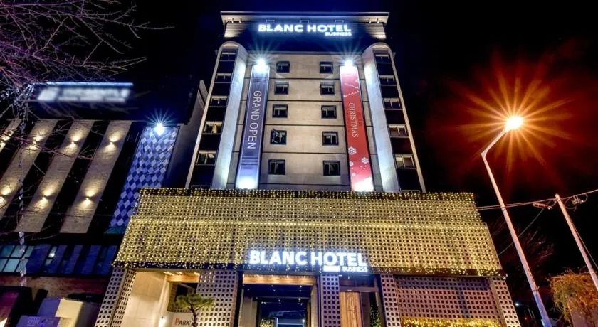 Blanc Business Hotel