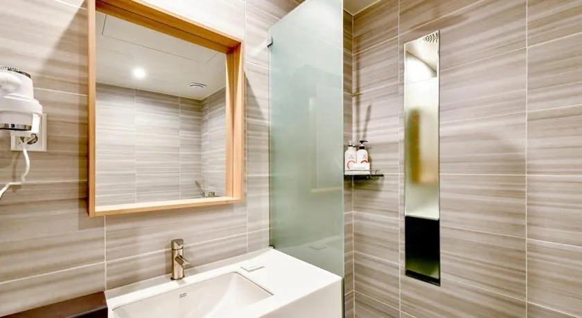 Blanc Business Hotel