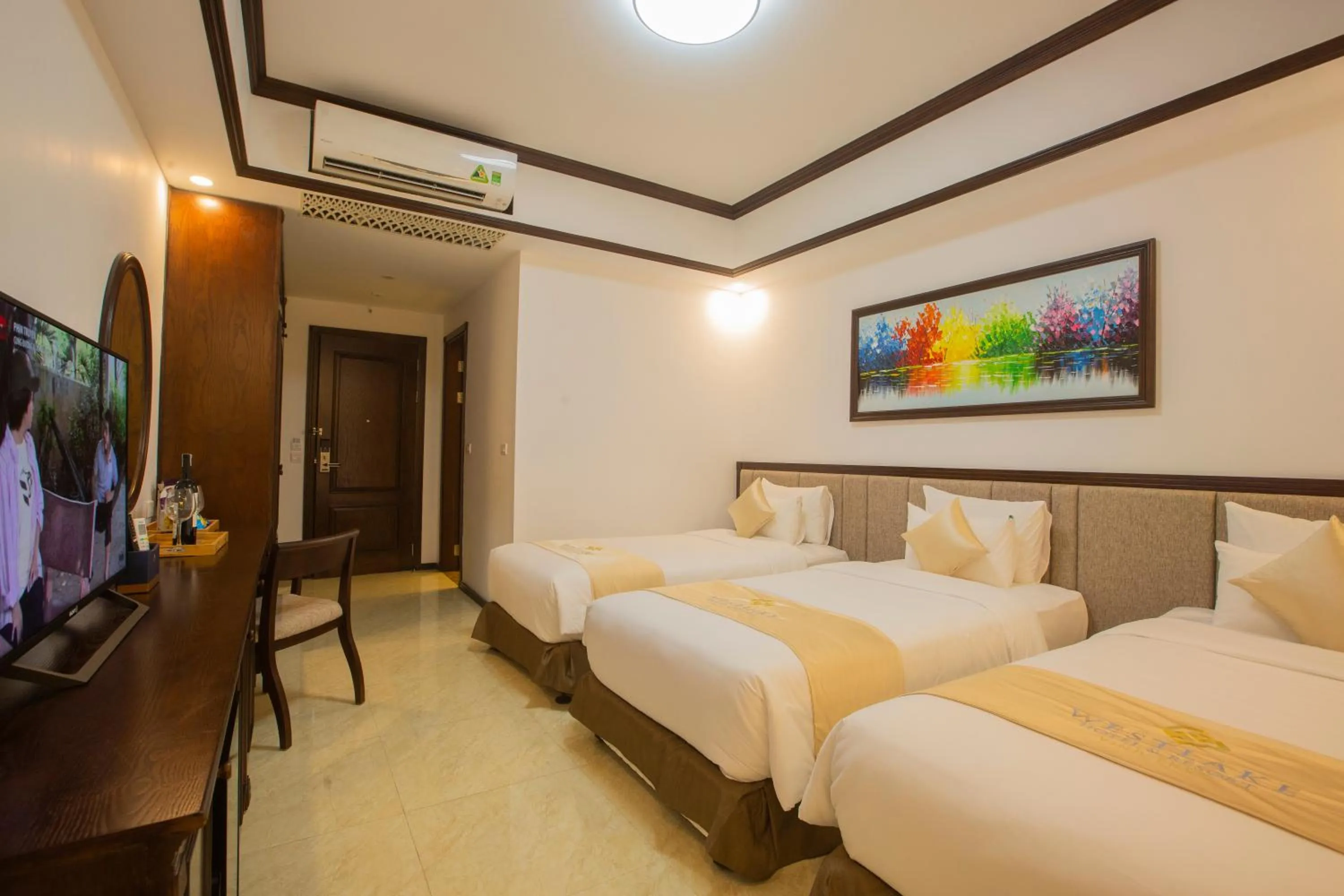 Bed in Westlake Hotel & Resort Vinh Phuc