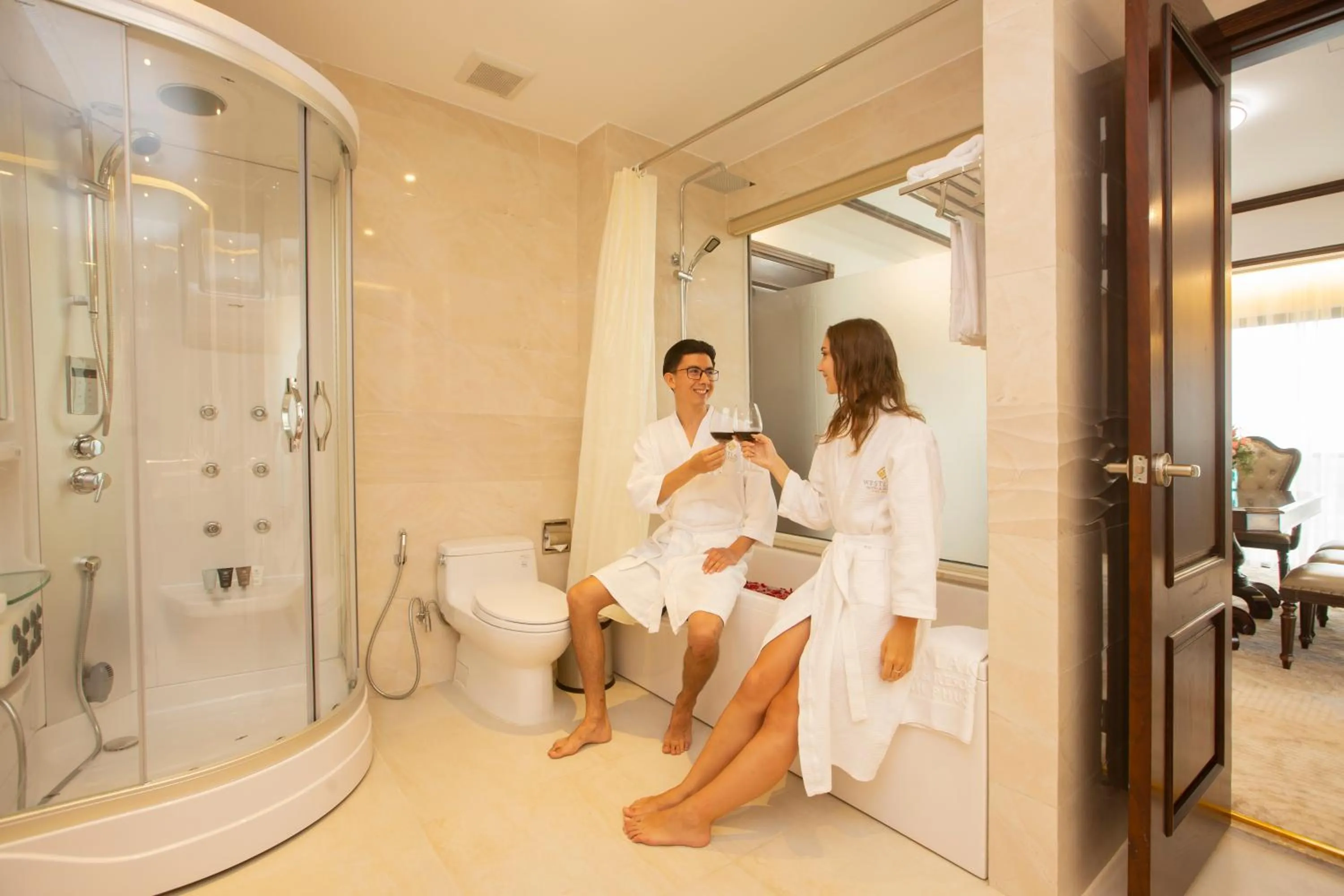 Breakfast in Westlake Hotel & Resort Vinh Phuc