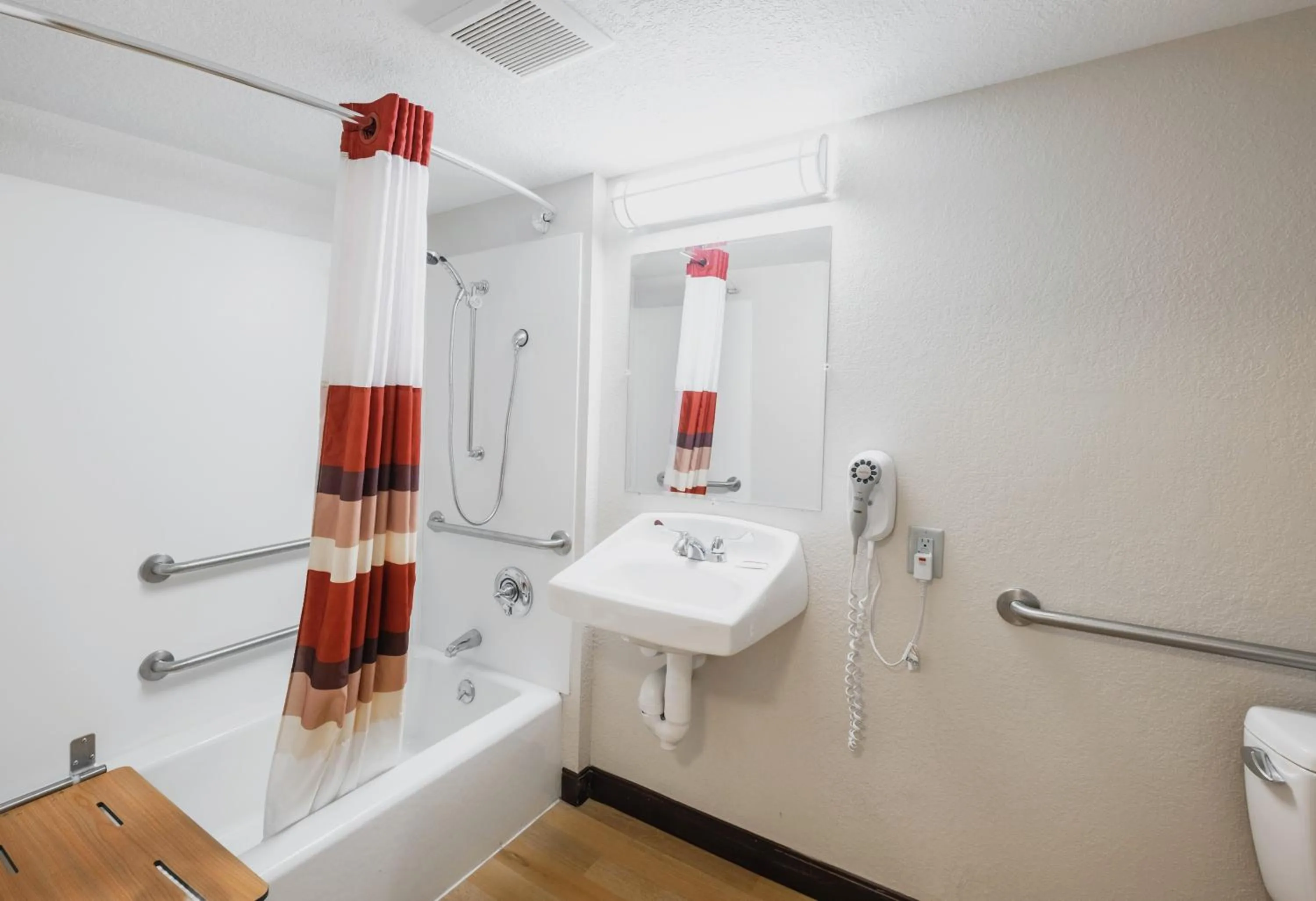 Bathroom in Red Roof Inn PLUS+ South Deerfield - Amherst