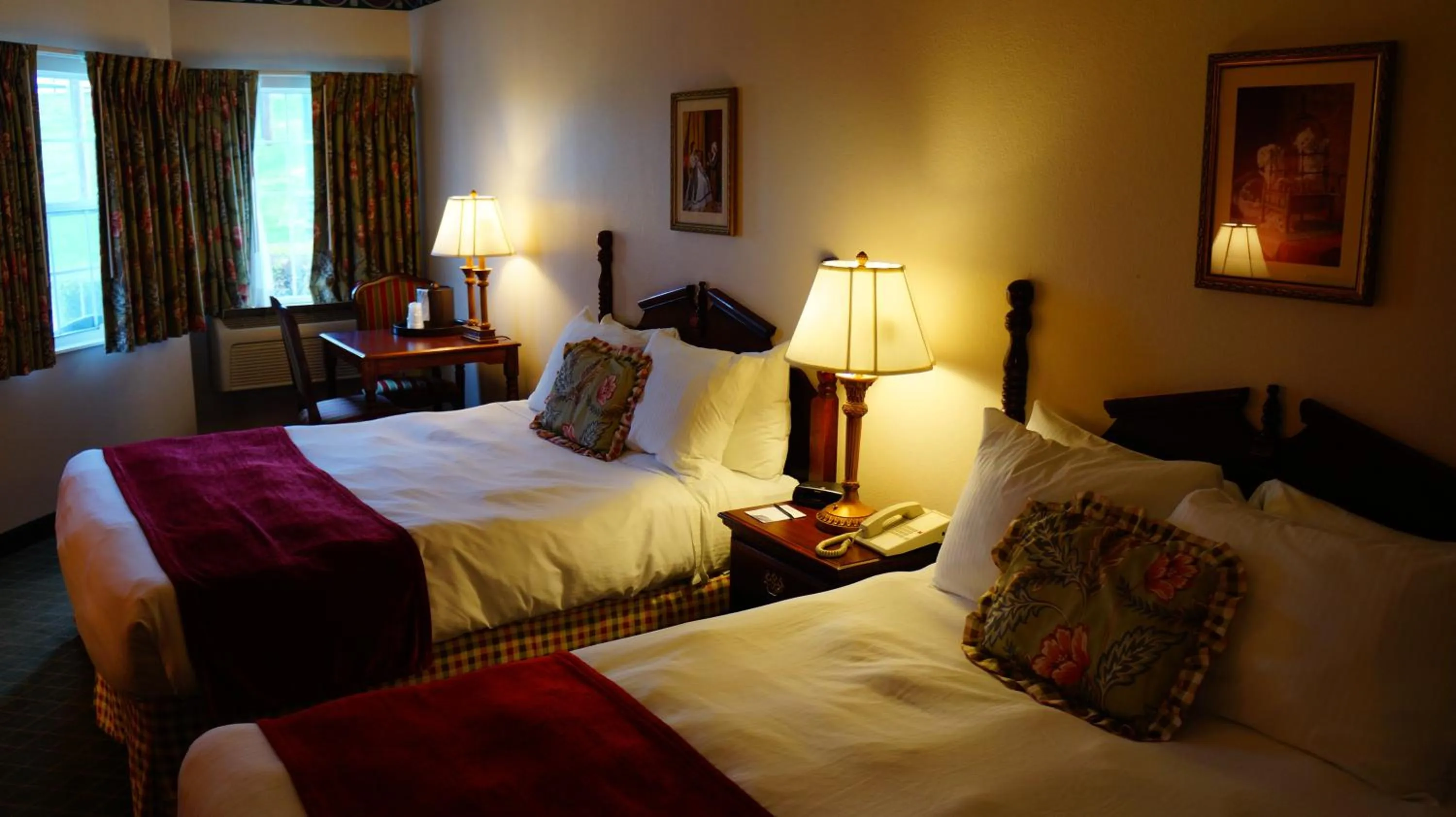 Day, Bed in Hotel Grand Victorian