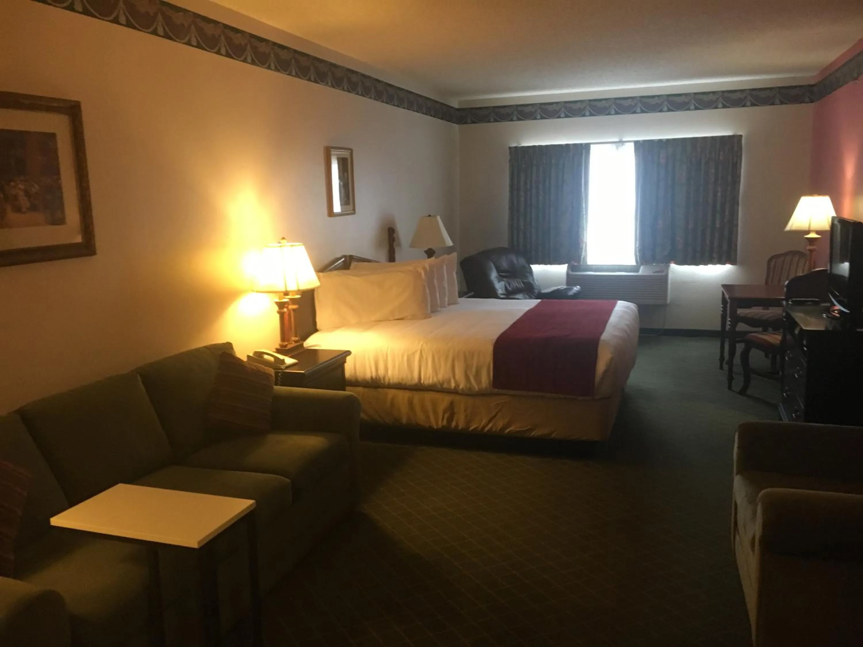 Bed in Hotel Grand Victorian