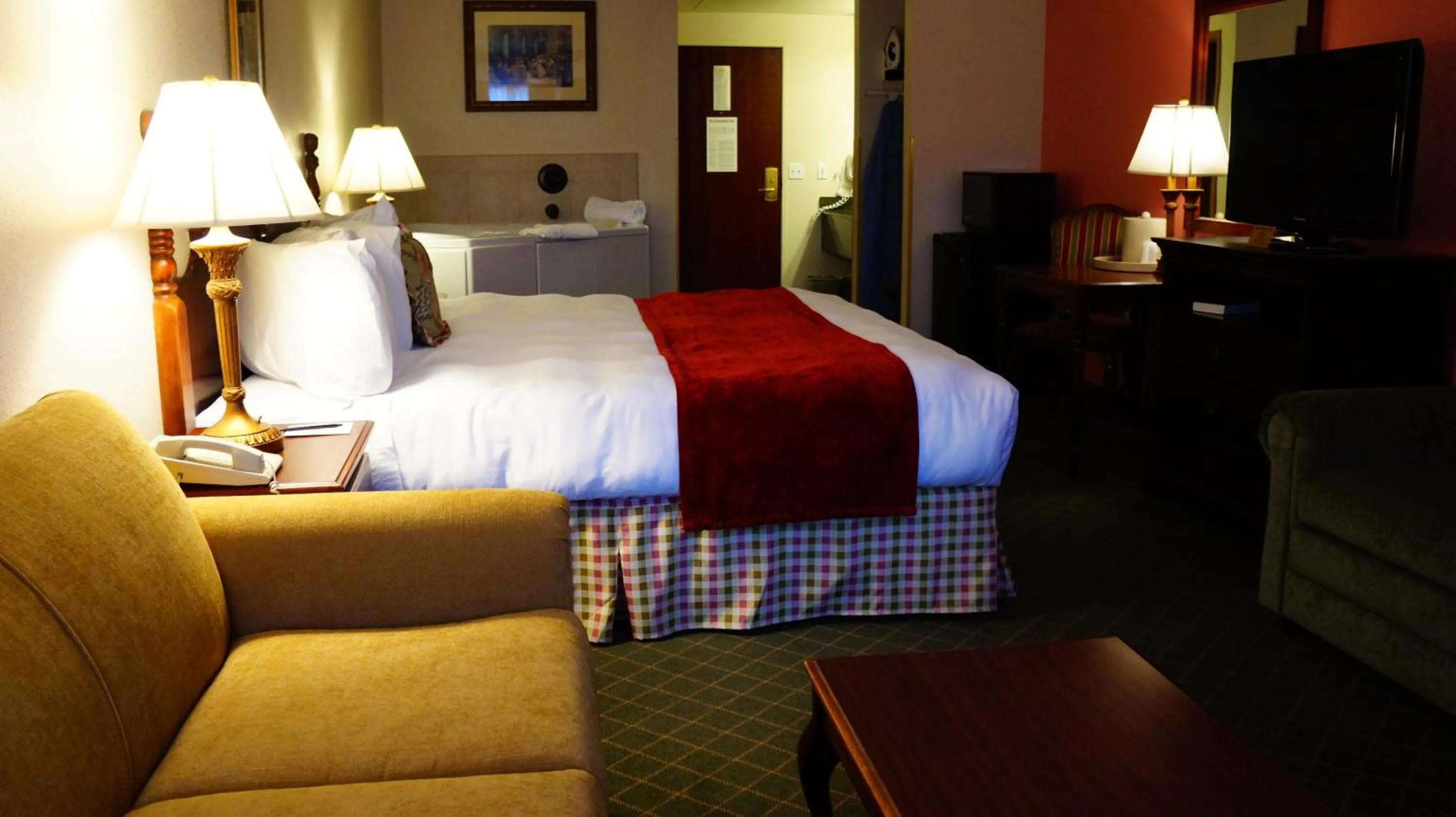 Photo of the whole room, Bed in Hotel Grand Victorian