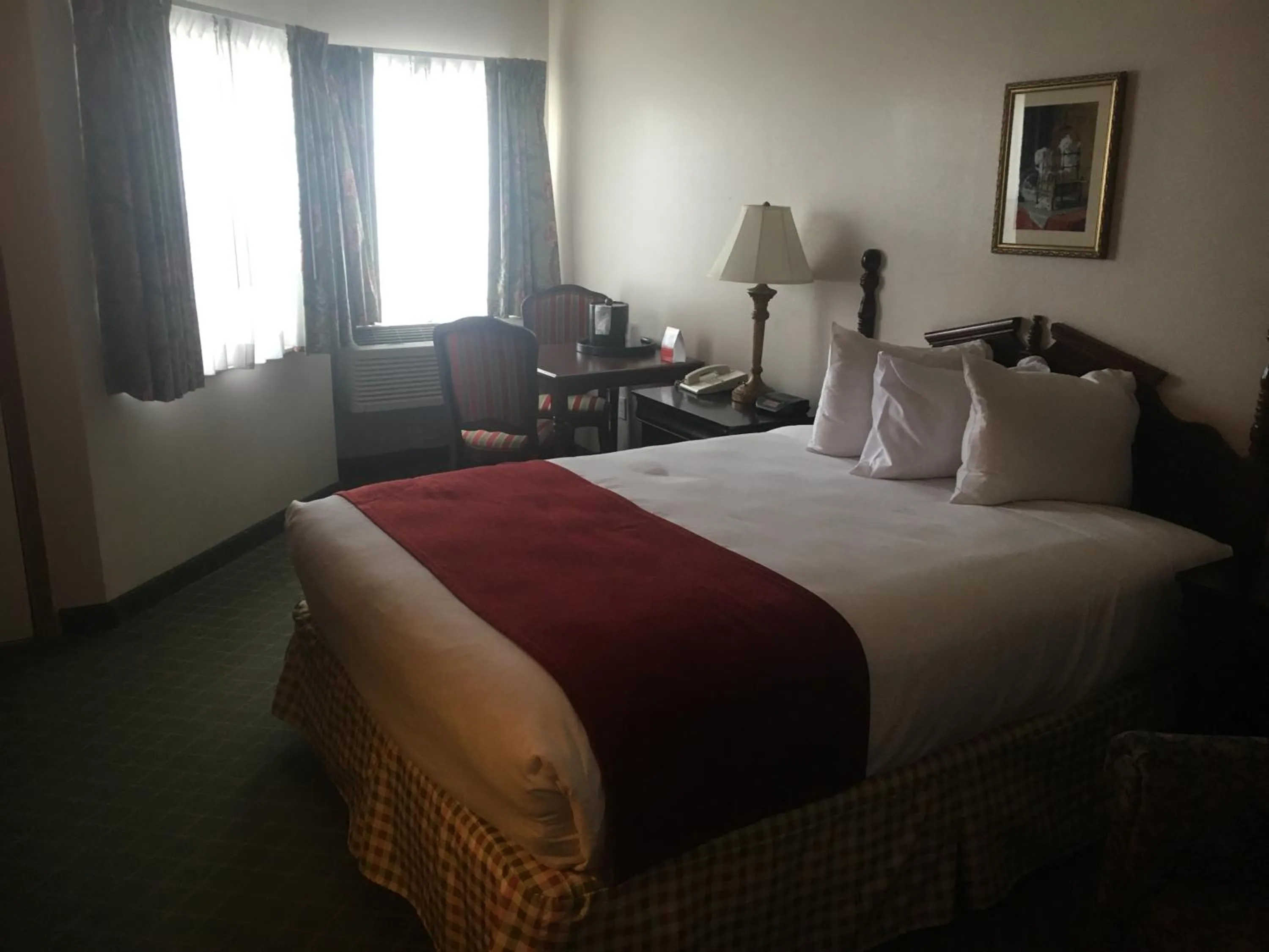 Bed in Hotel Grand Victorian