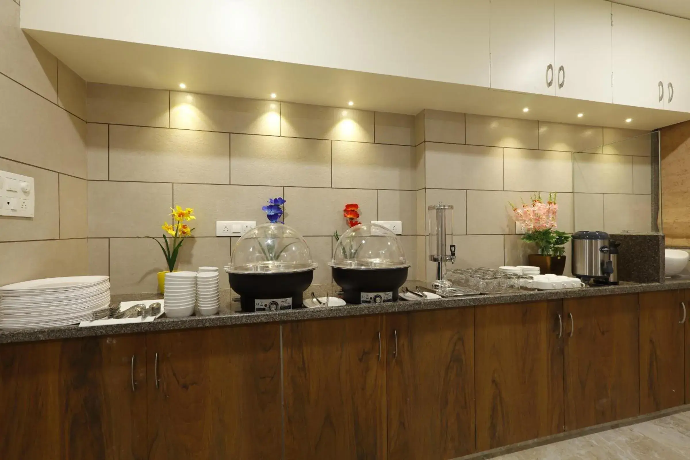 Breakfast in Hotel Alka Inn Breakfast in Hotel Alka Inn