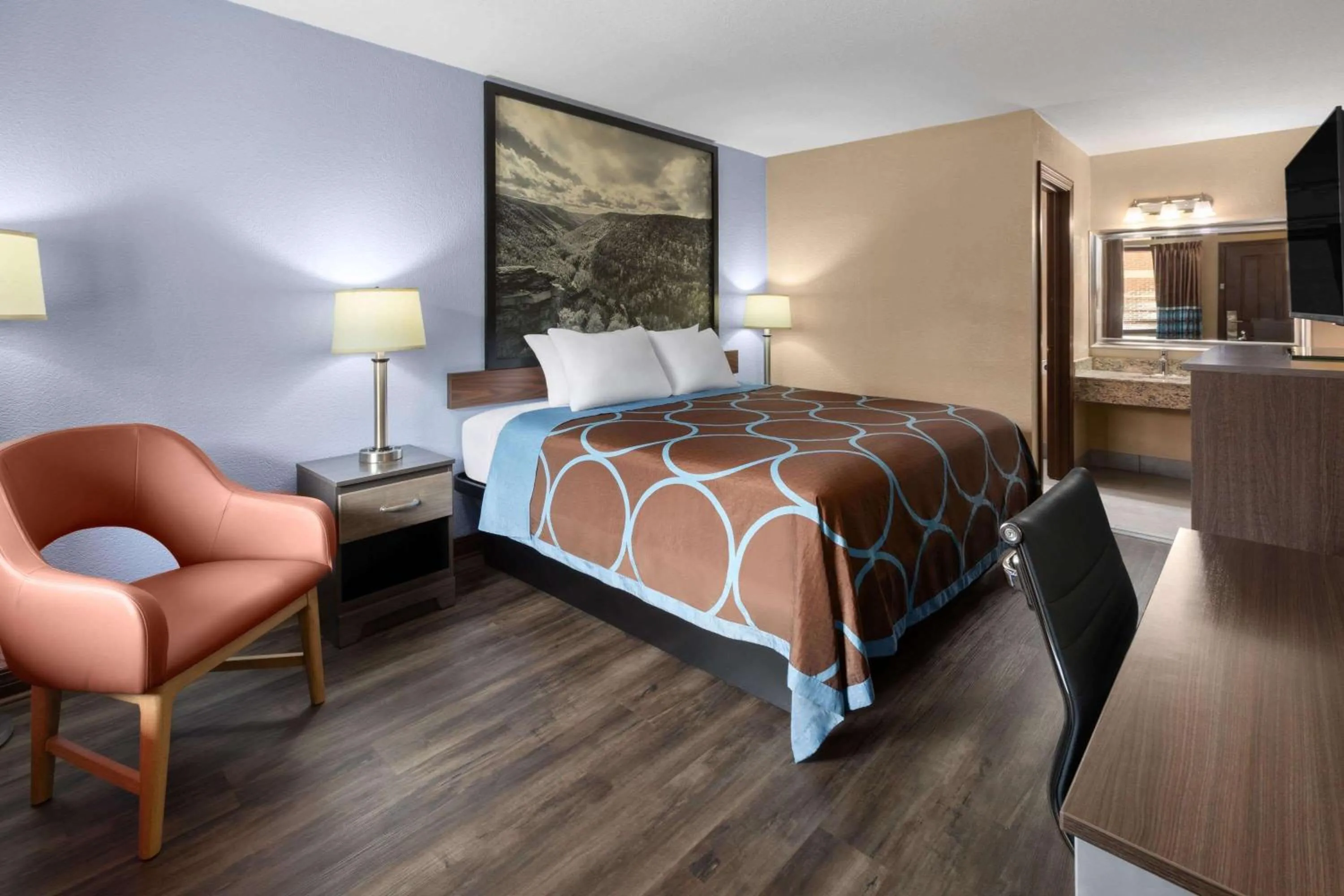 Photo of the whole room, Bed in Super 8 by Wyndham Bridgeport/Clarksburg Area