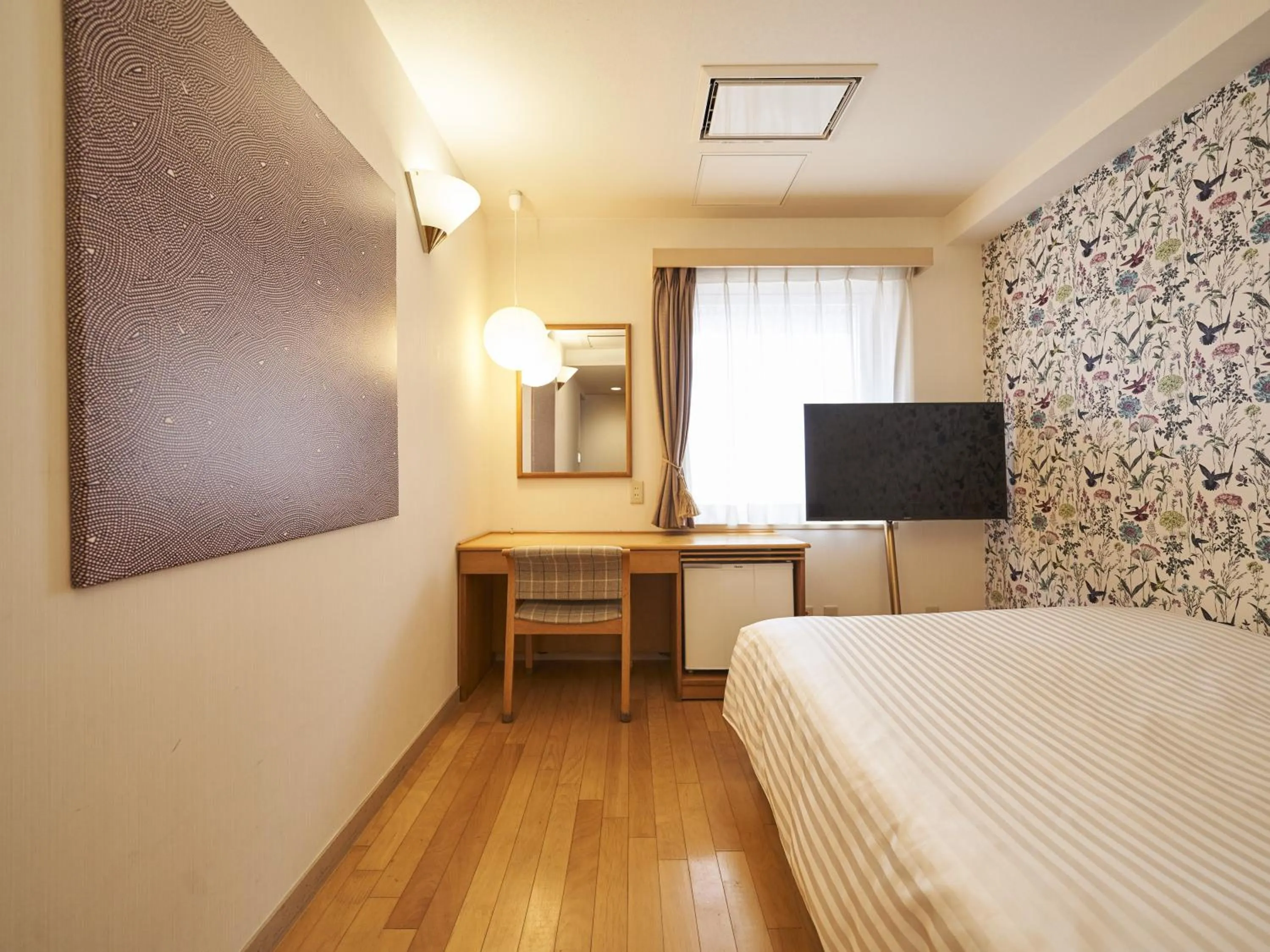 Photo of the whole room, Bed in Hotel Toms