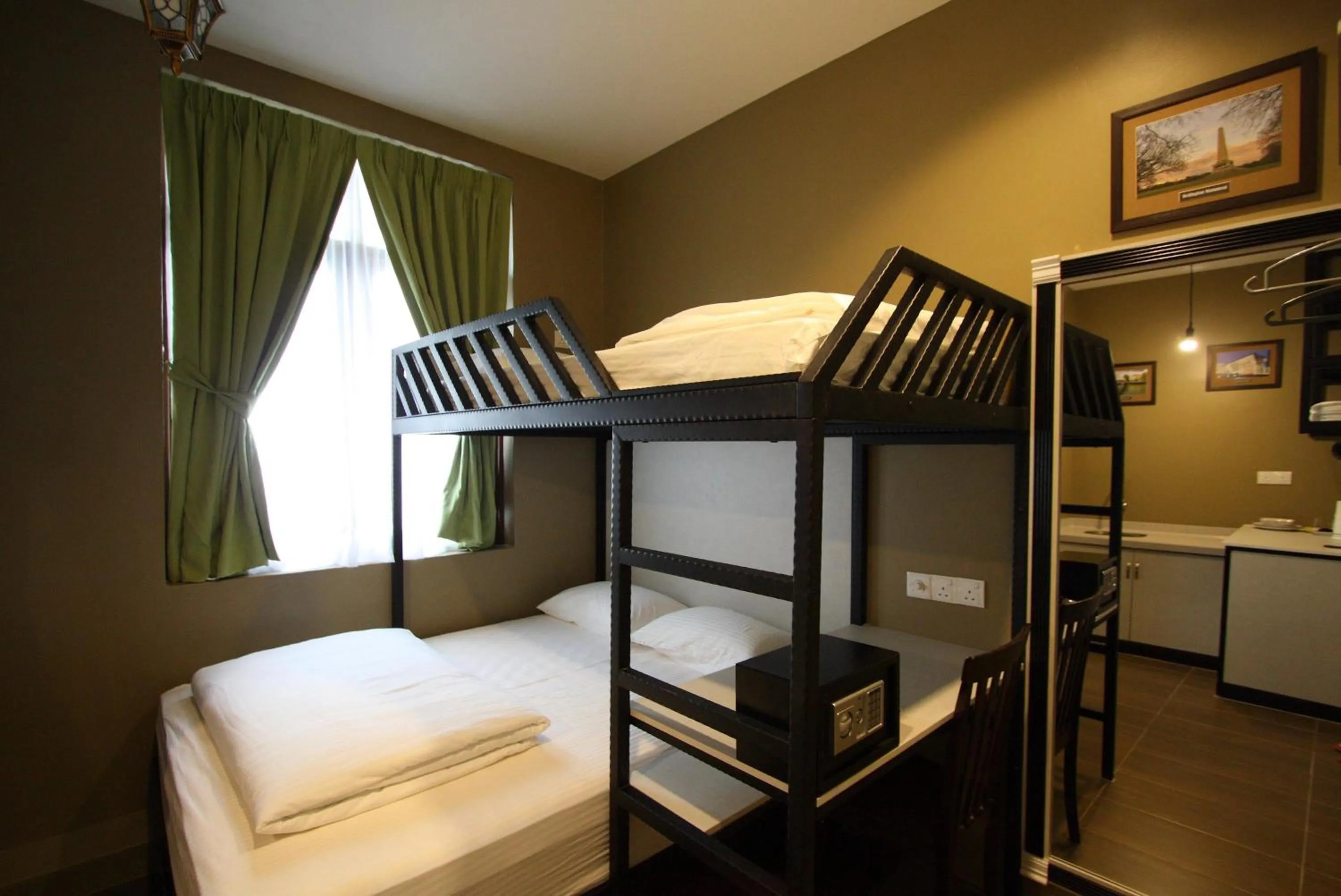 Bed in Shamrock Greenhill