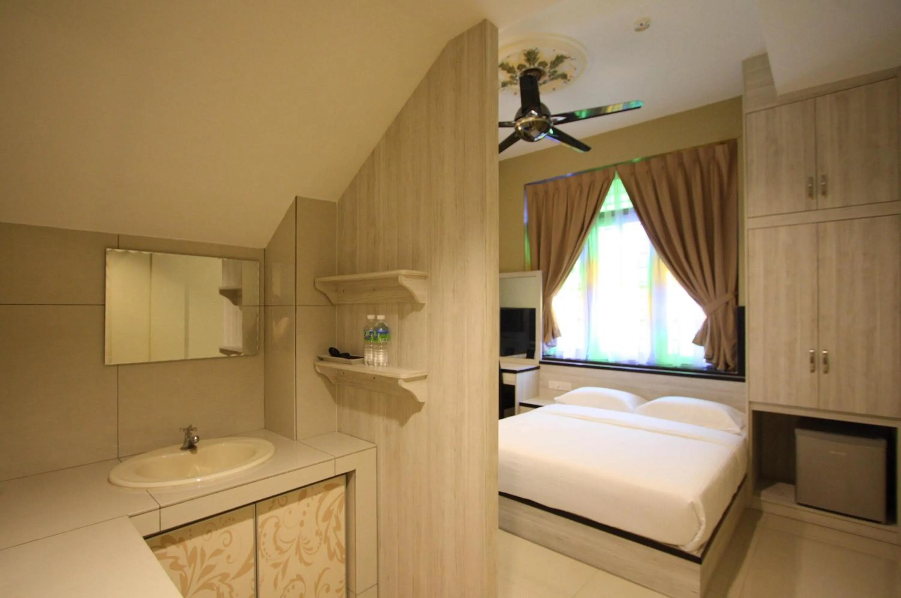 Bed in Shamrock Greenhill