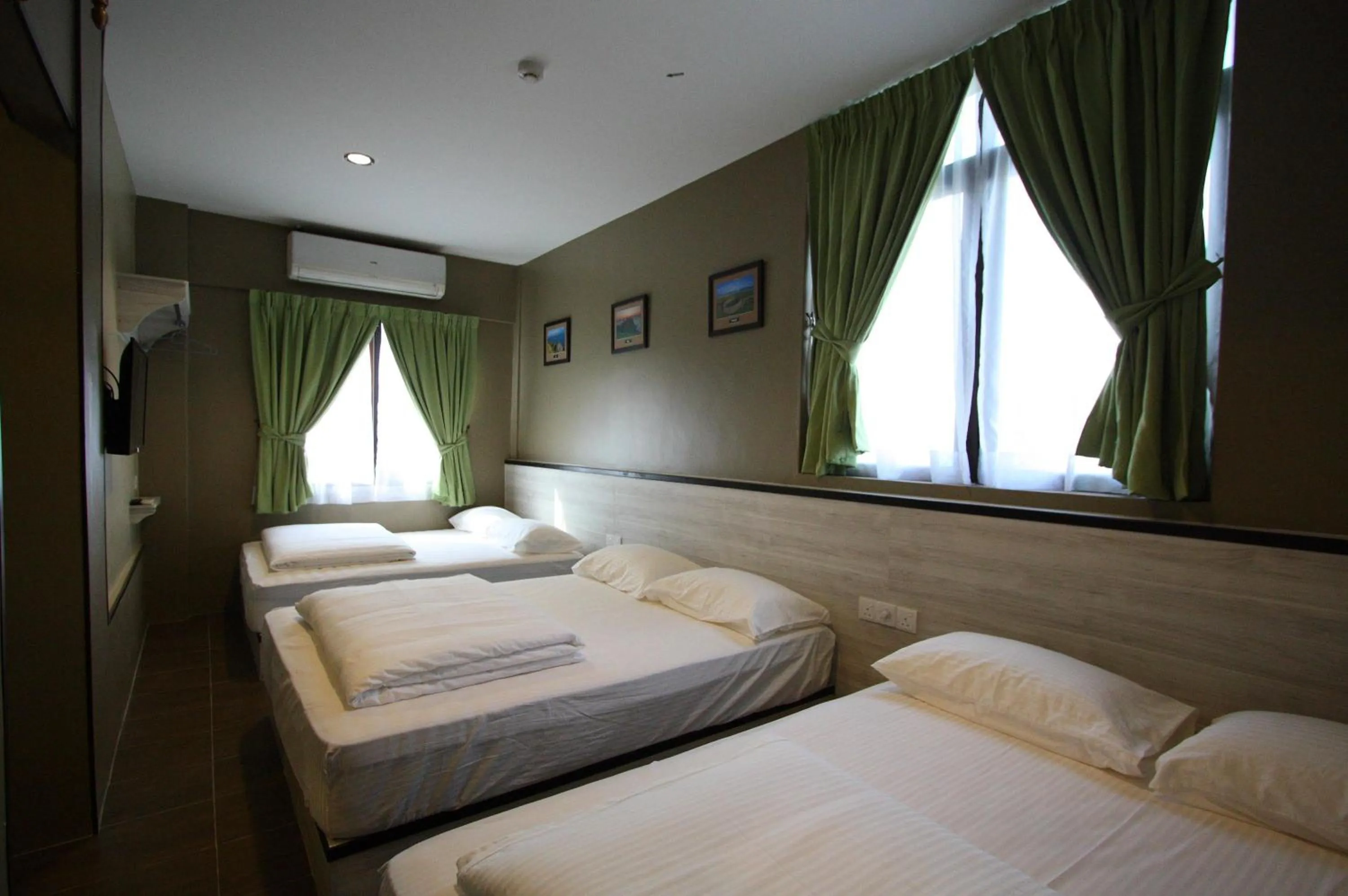 Bed in Shamrock Greenhill