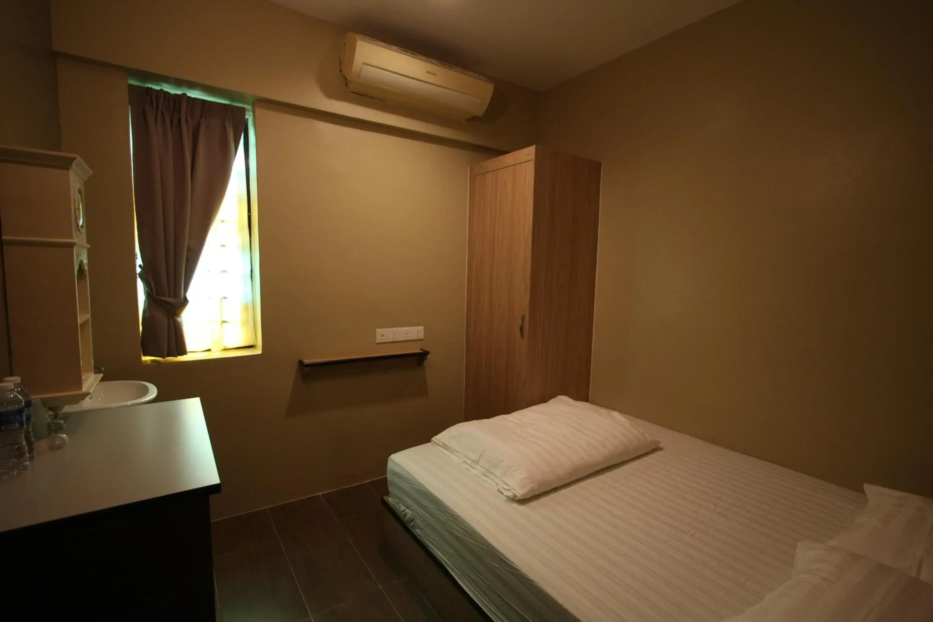 Bed in Shamrock Greenhill Bed in Shamrock Greenhill