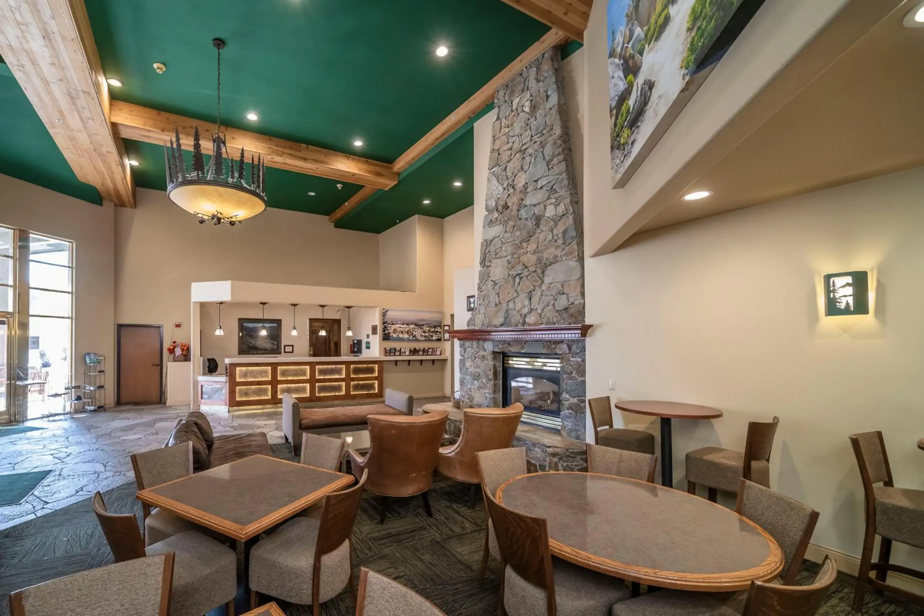 Lobby or reception in Truckee Donner Lodge Lobby or reception in Truckee Donner Lodge