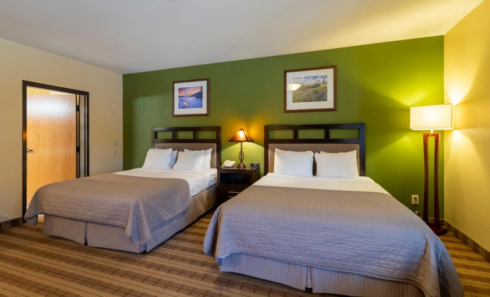 Bed in Truckee Donner Lodge