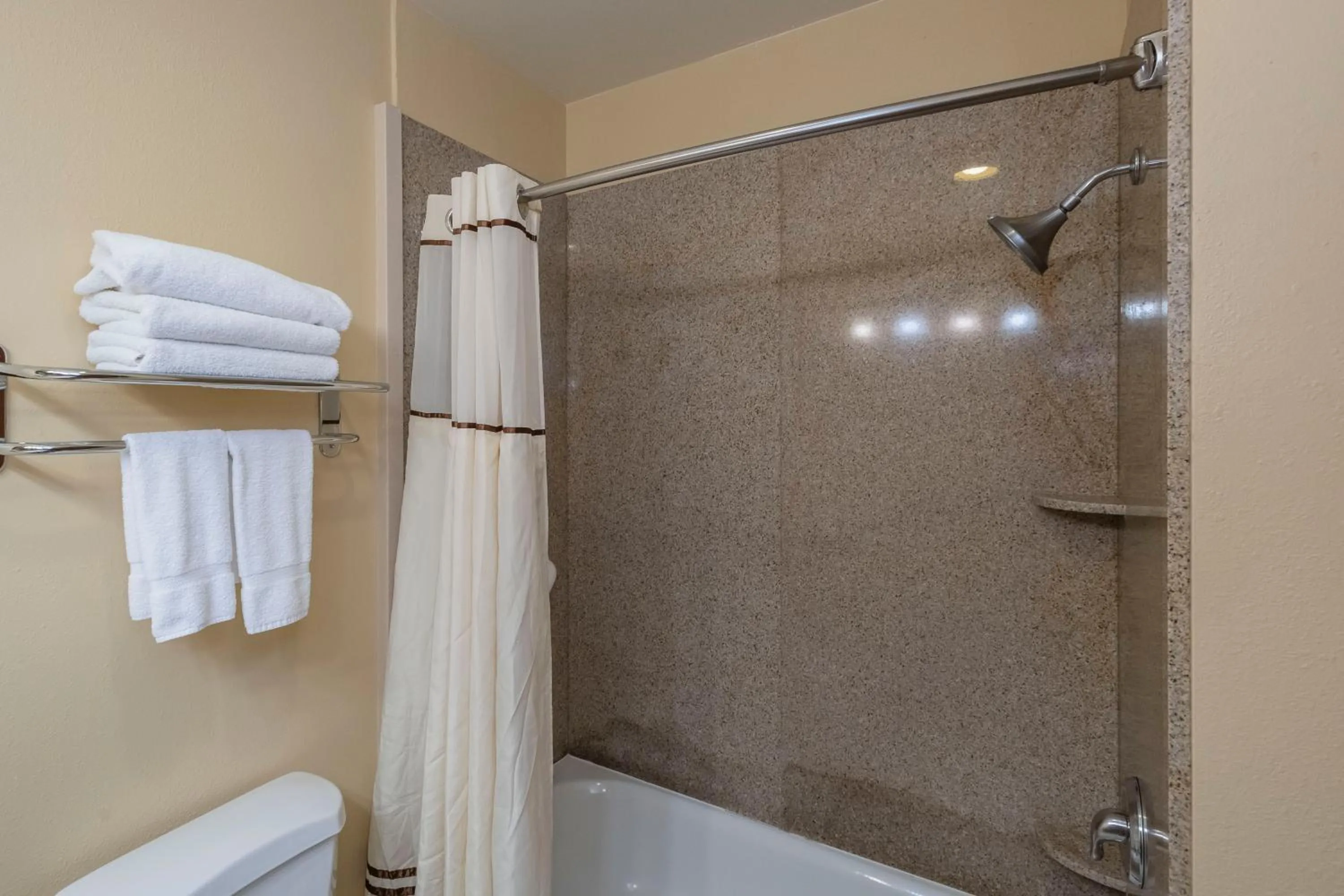 Truckee Donner Lodge