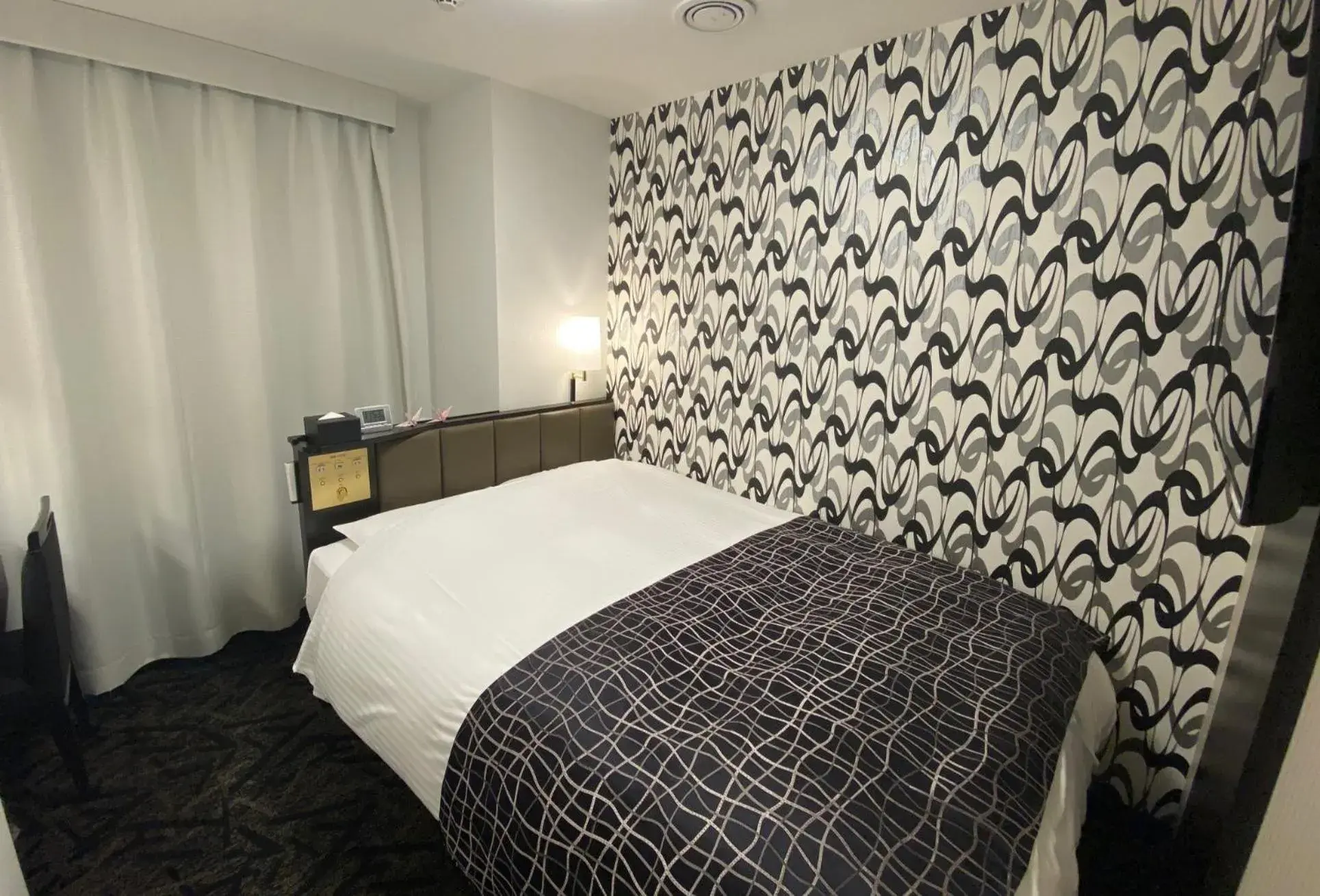 Bed in APA Hotel Isehara-Ekimae Bed in APA Hotel Isehara-Ekimae