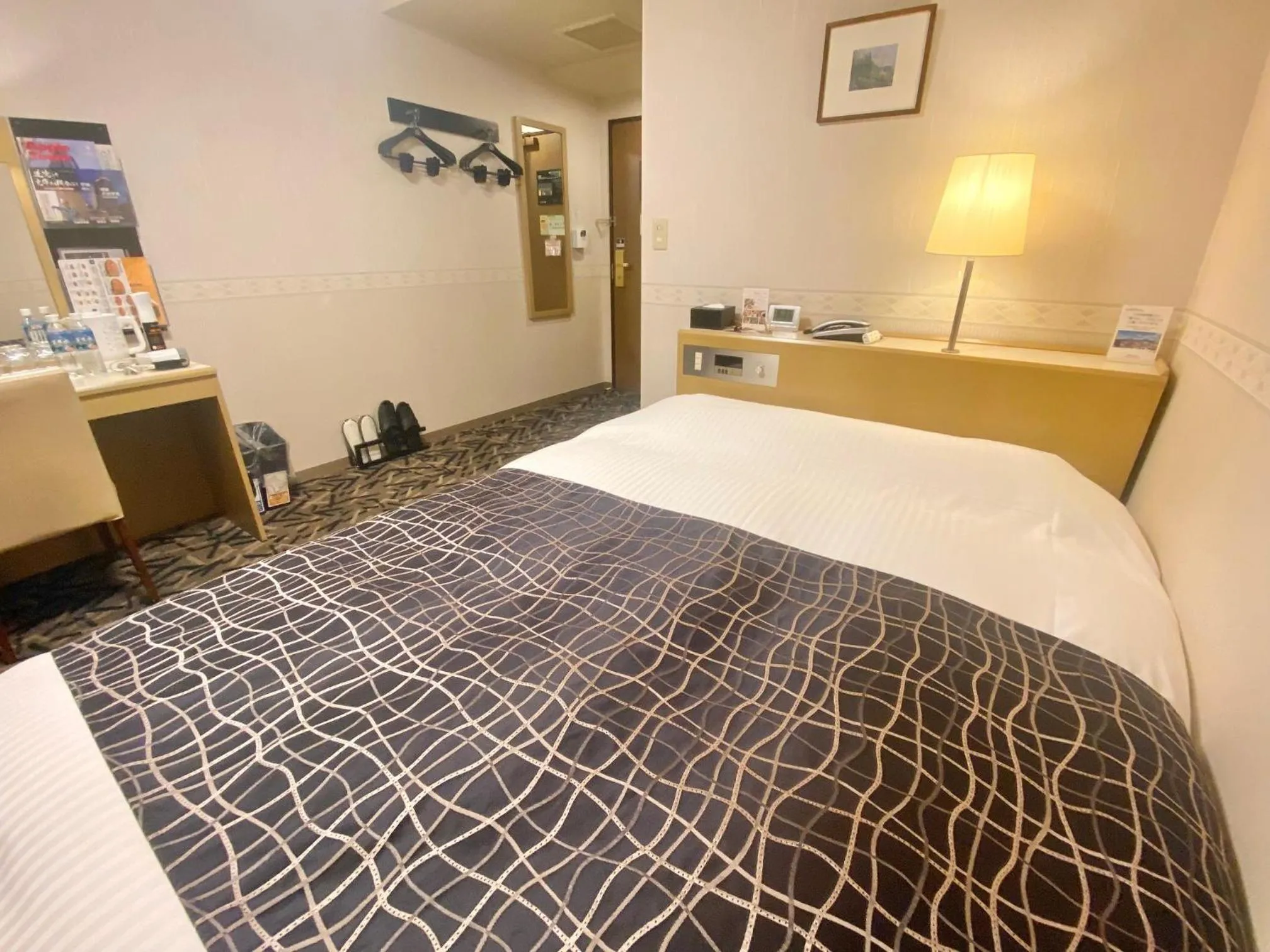 Bed in APA Hotel Isehara-Ekimae