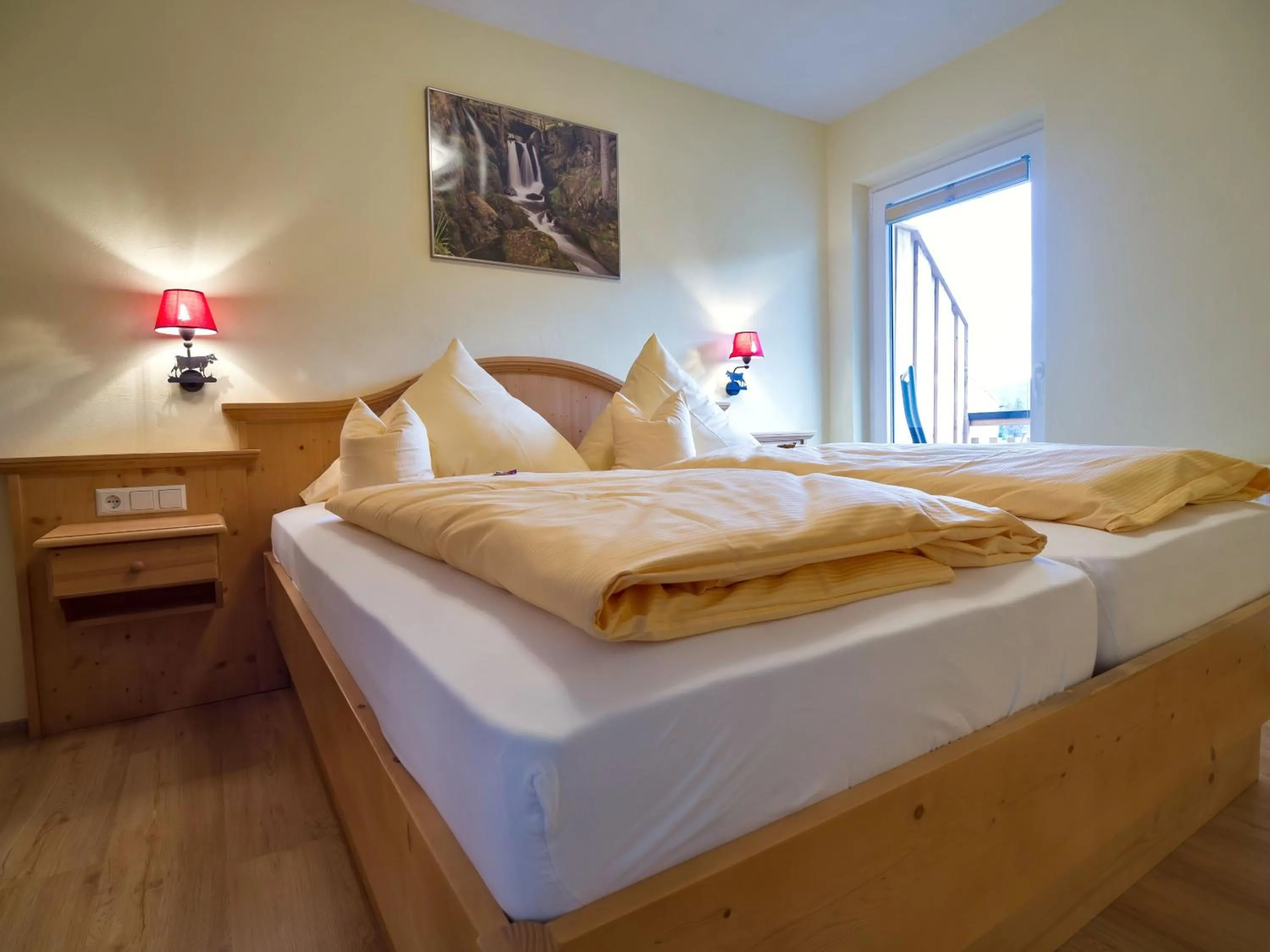 Bed in Landhotel und Apartments Sonneck