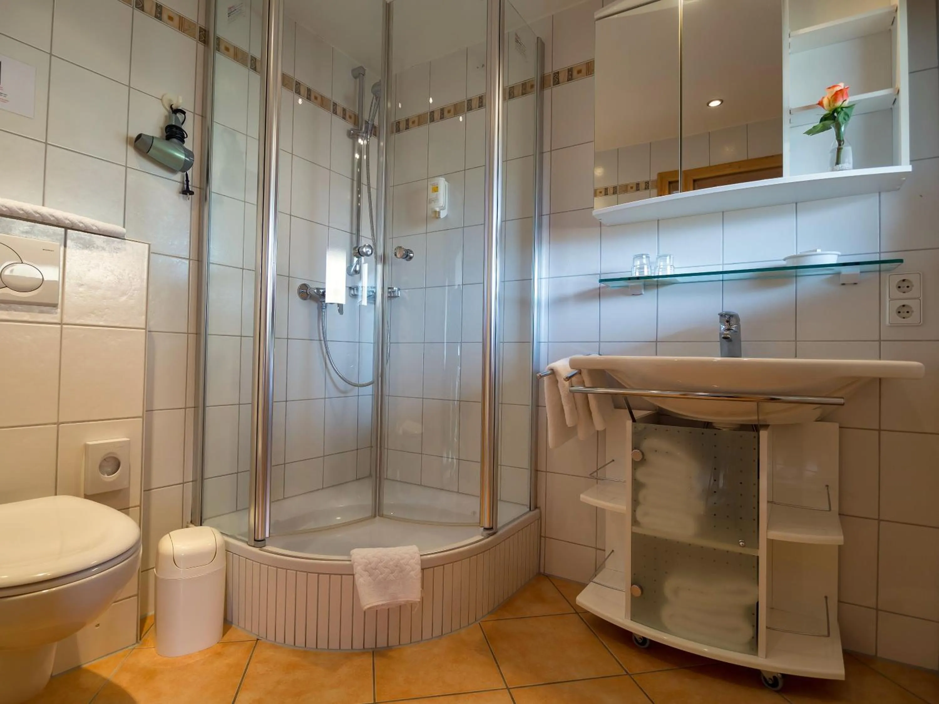 Bathroom in Landhotel und Apartments Sonneck