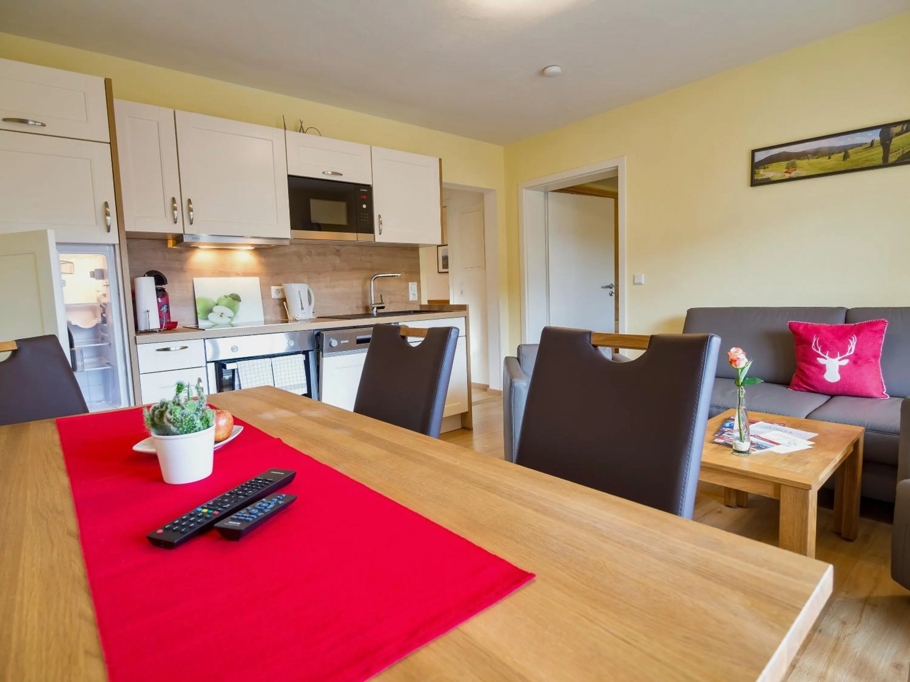 Kitchen or kitchenette in Landhotel und Apartments Sonneck