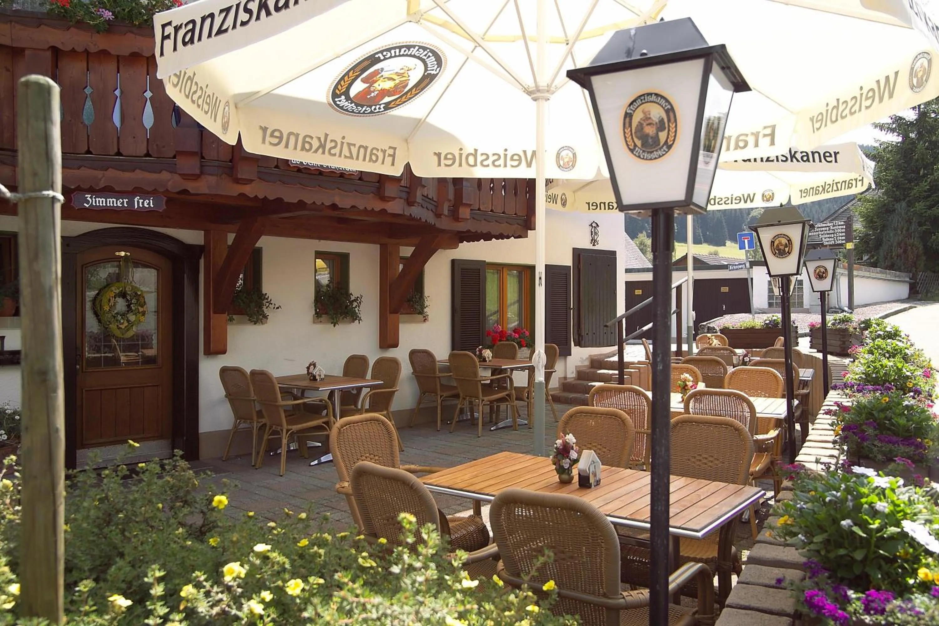 Facade/entrance in Landhotel und Apartments Sonneck