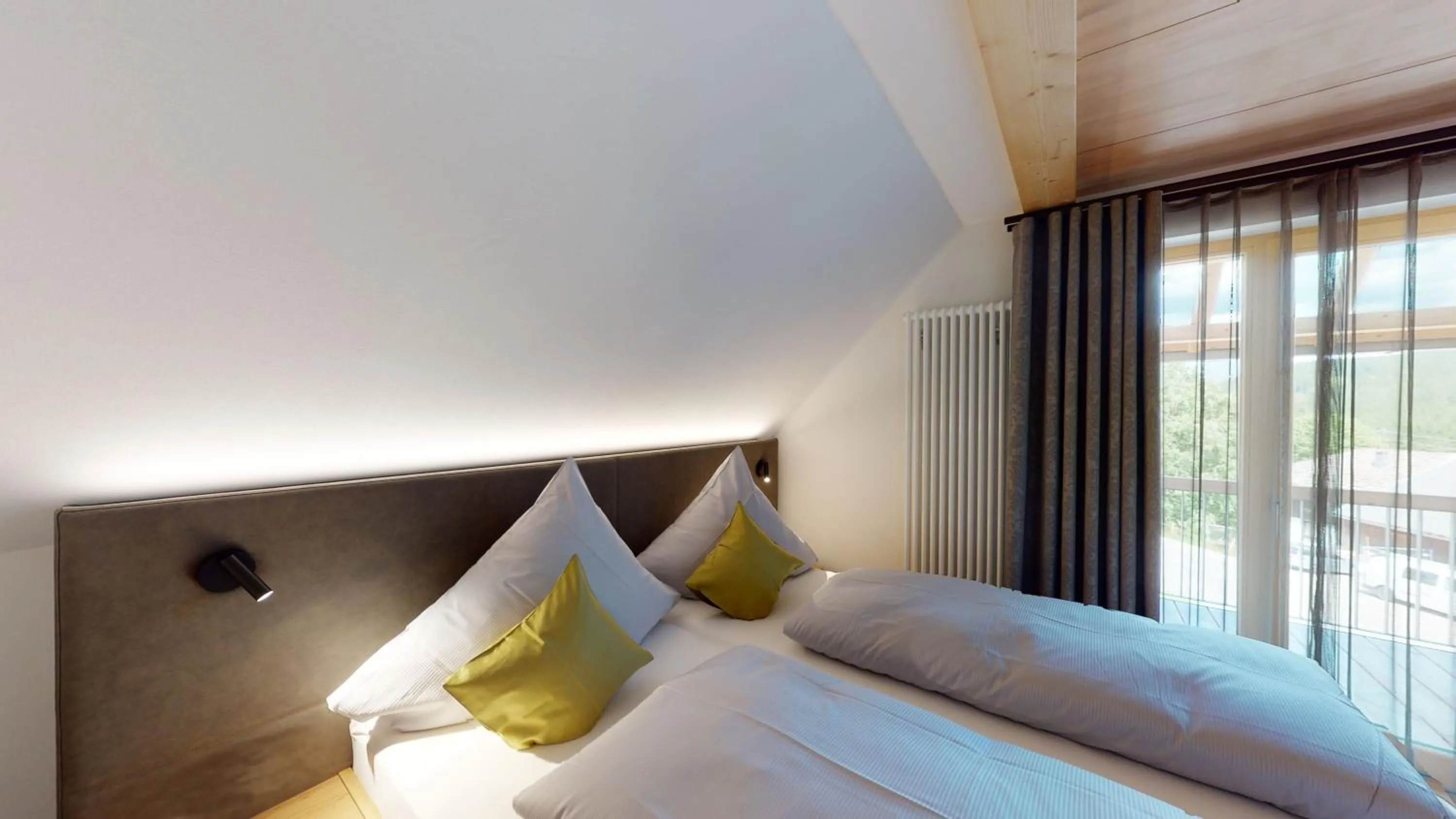 Bed in Landhotel und Apartments Sonneck