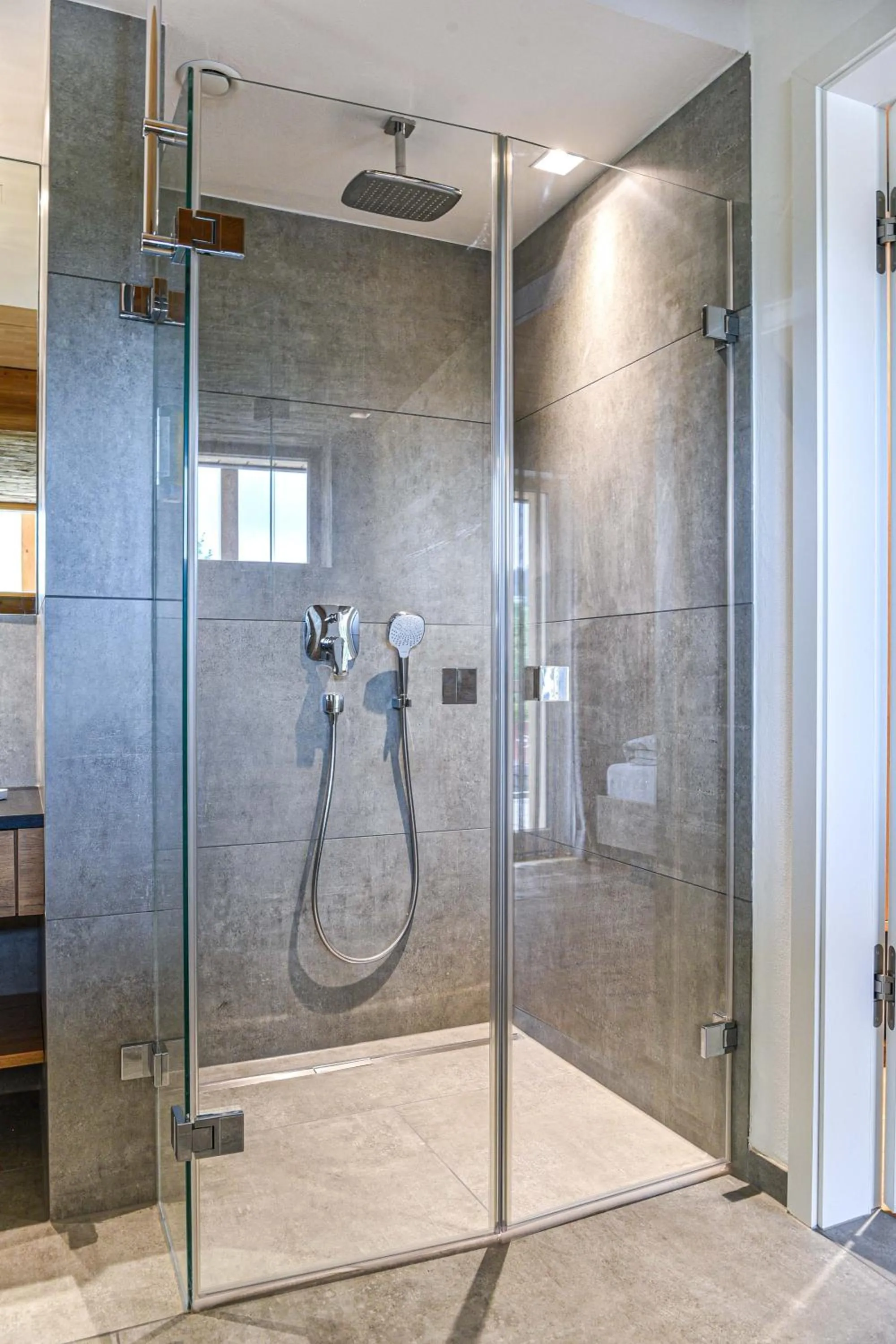 Bathroom in Landhotel und Apartments Sonneck