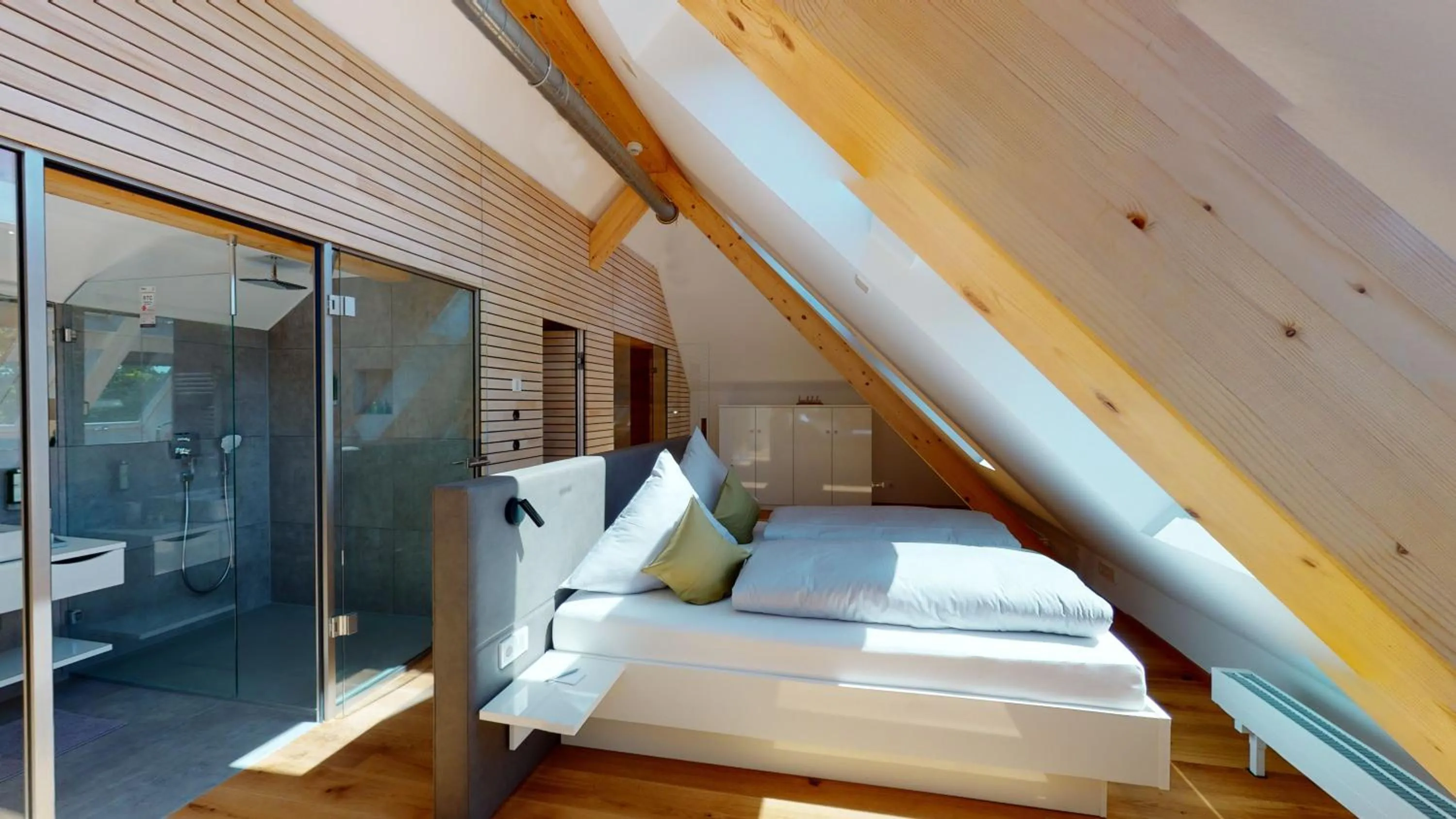 Bed in Landhotel und Apartments Sonneck