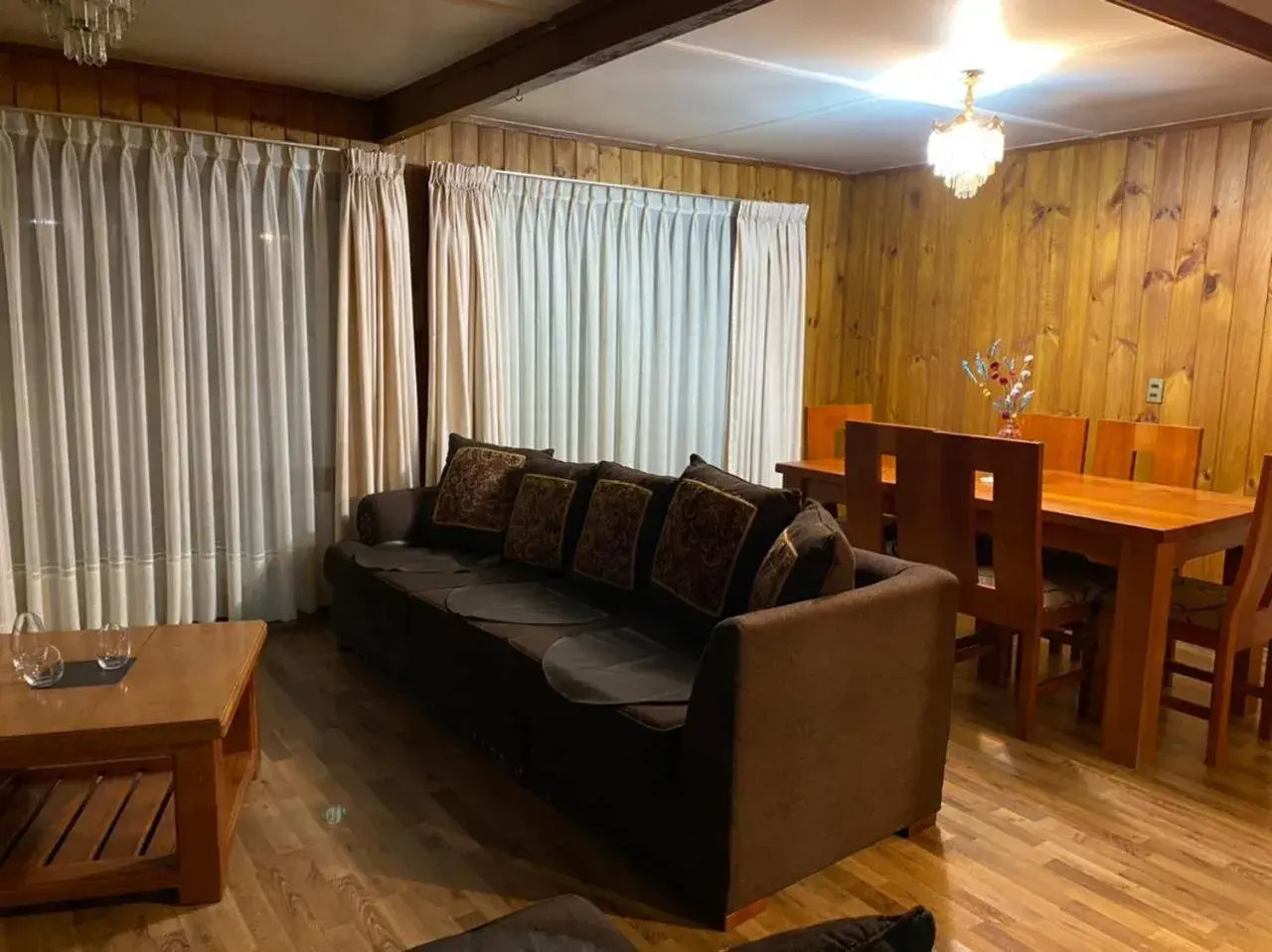 Three-Bedroom Cottage in Hostal & Cabañas Don Juan Three-Bedroom Cottage in Hostal & Cabañas Don Juan