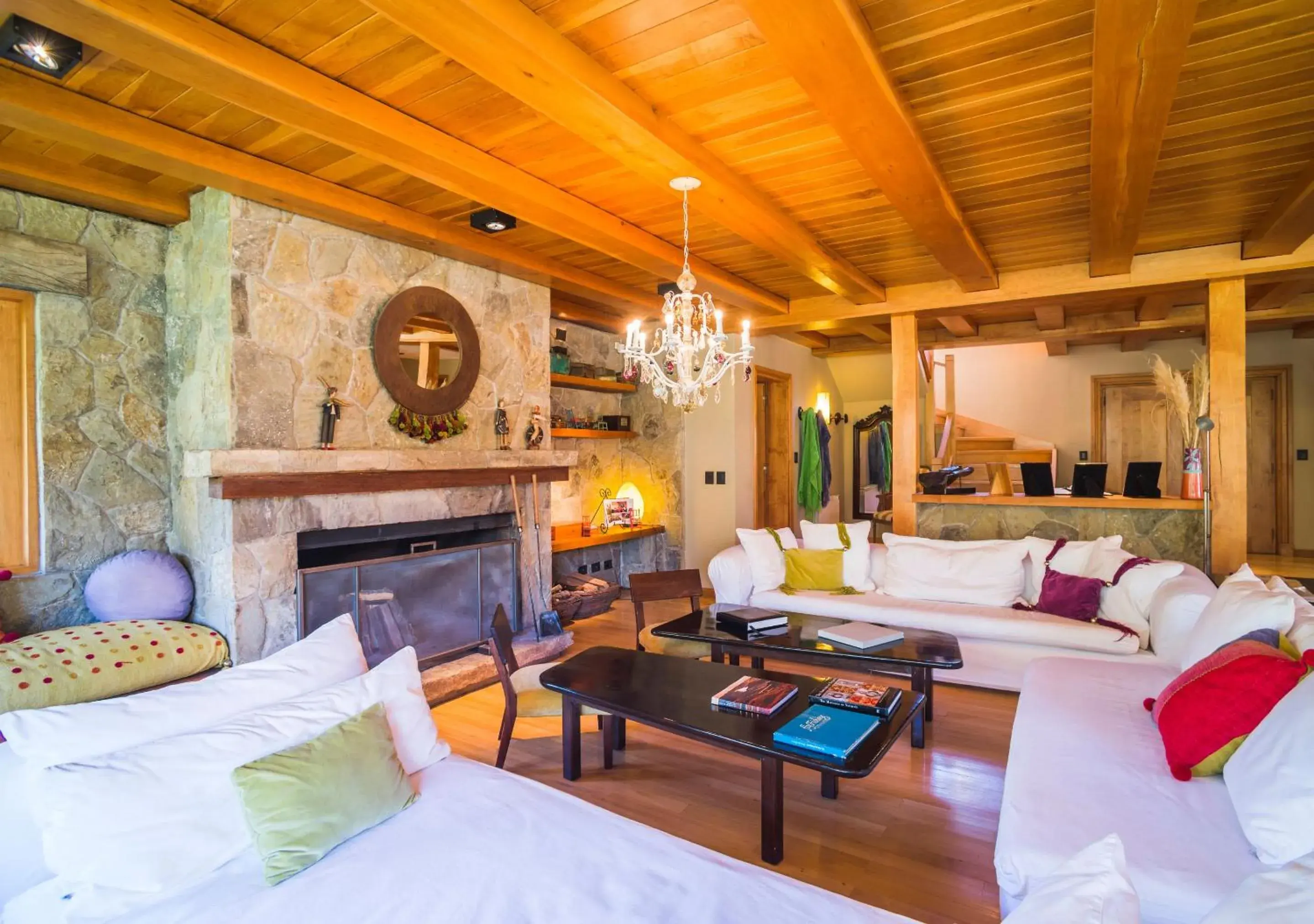 Living room, Bed in Rio Hermoso Hotel De Montaña Living room, Bed in Rio Hermoso Hotel De Montaña